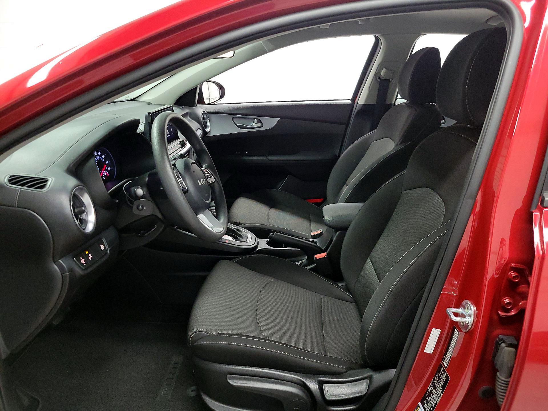 Thumbnail: 2023 Kia Forte - 11