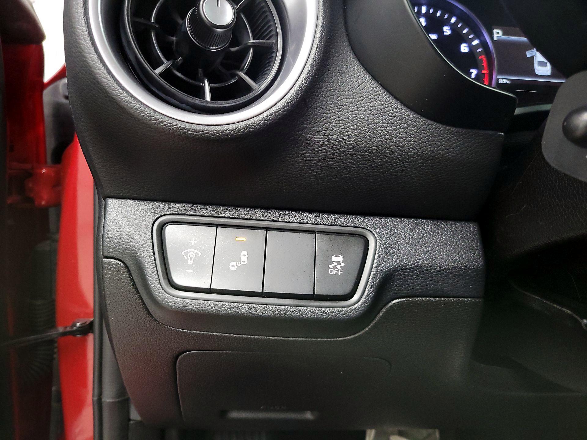 Thumbnail: 2023 Kia Forte - 13