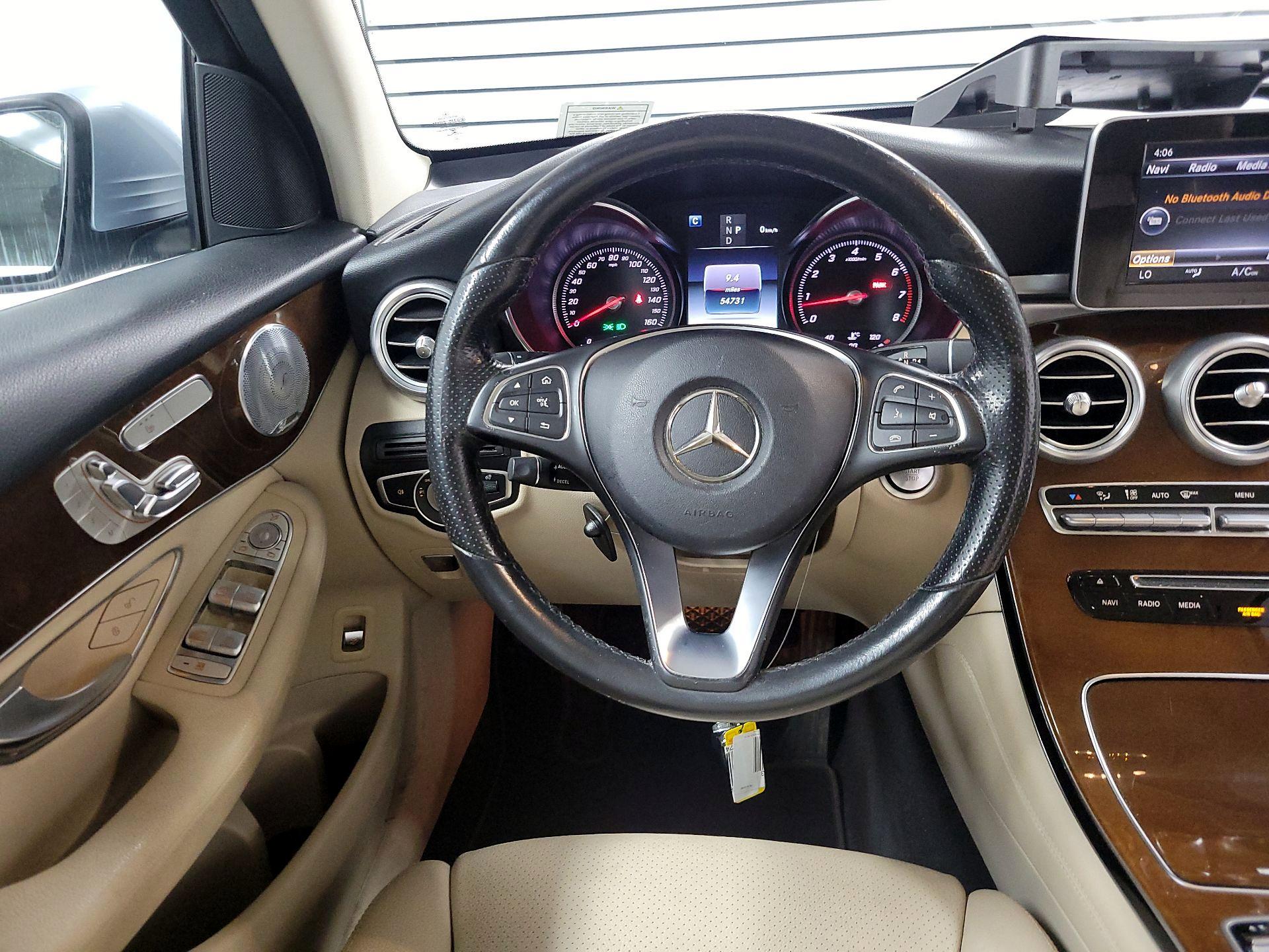 Thumbnail: 2017 Mercedes-Benz GLC - 10