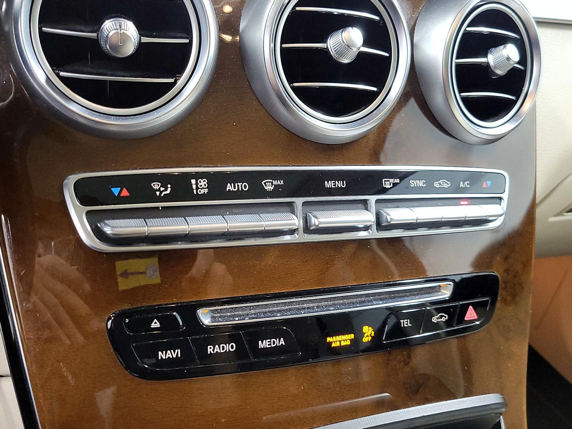 Thumbnail: 2017 Mercedes-Benz GLC - 15