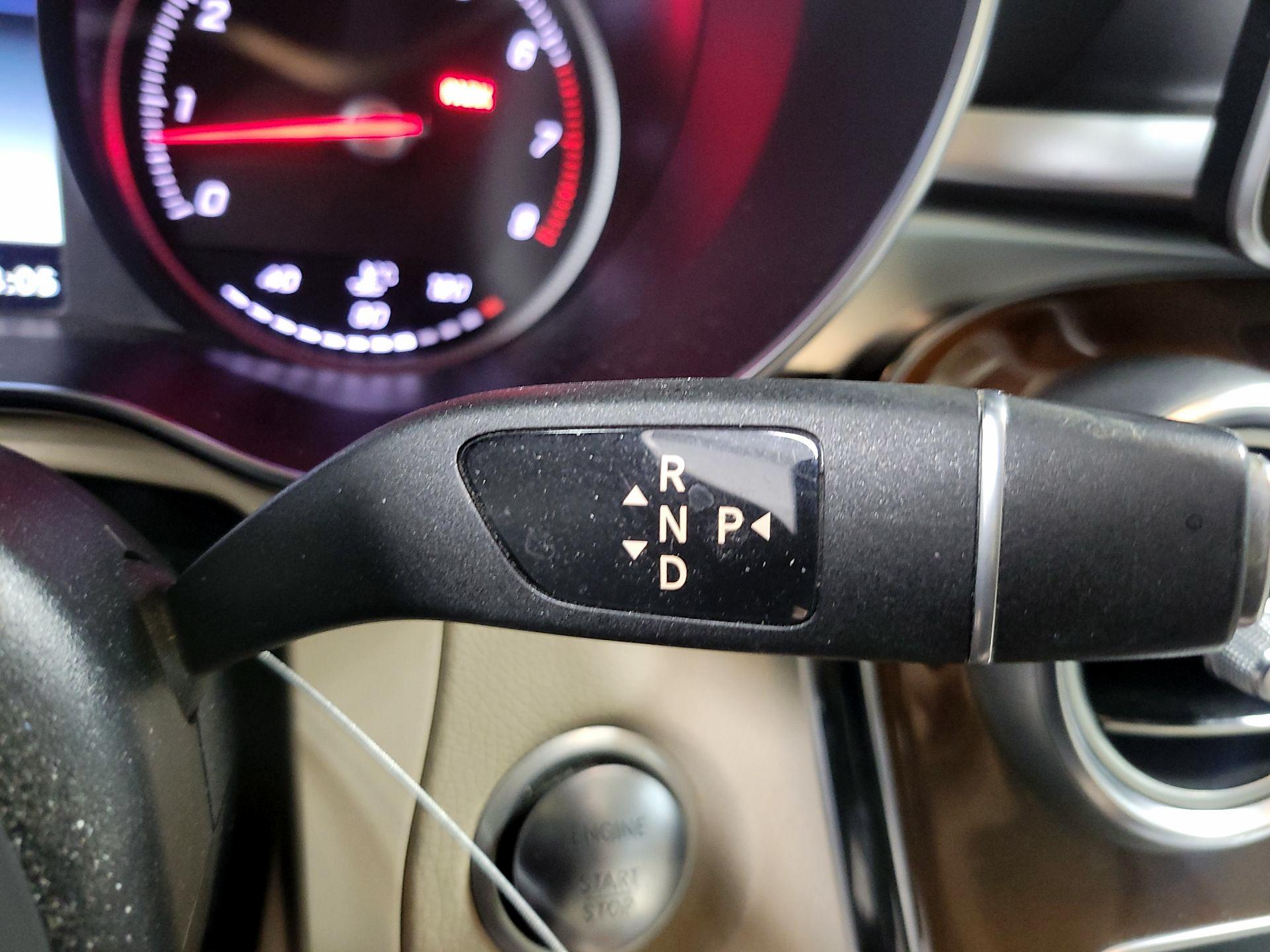 Thumbnail: 2017 Mercedes-Benz GLC - 16