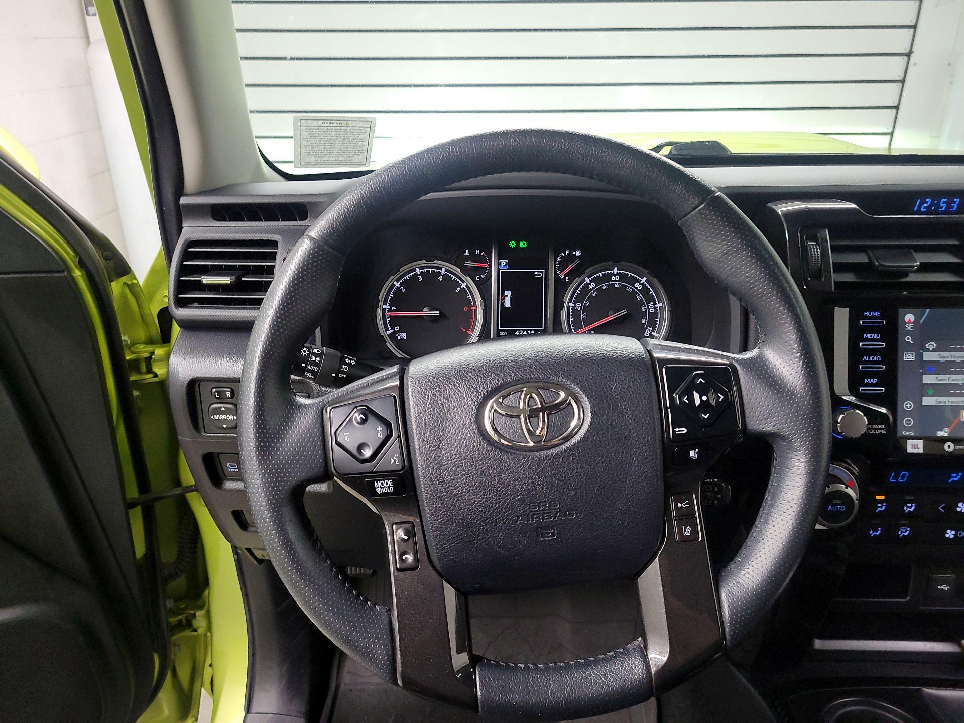 Thumbnail: 2022 Toyota 4Runner - 10