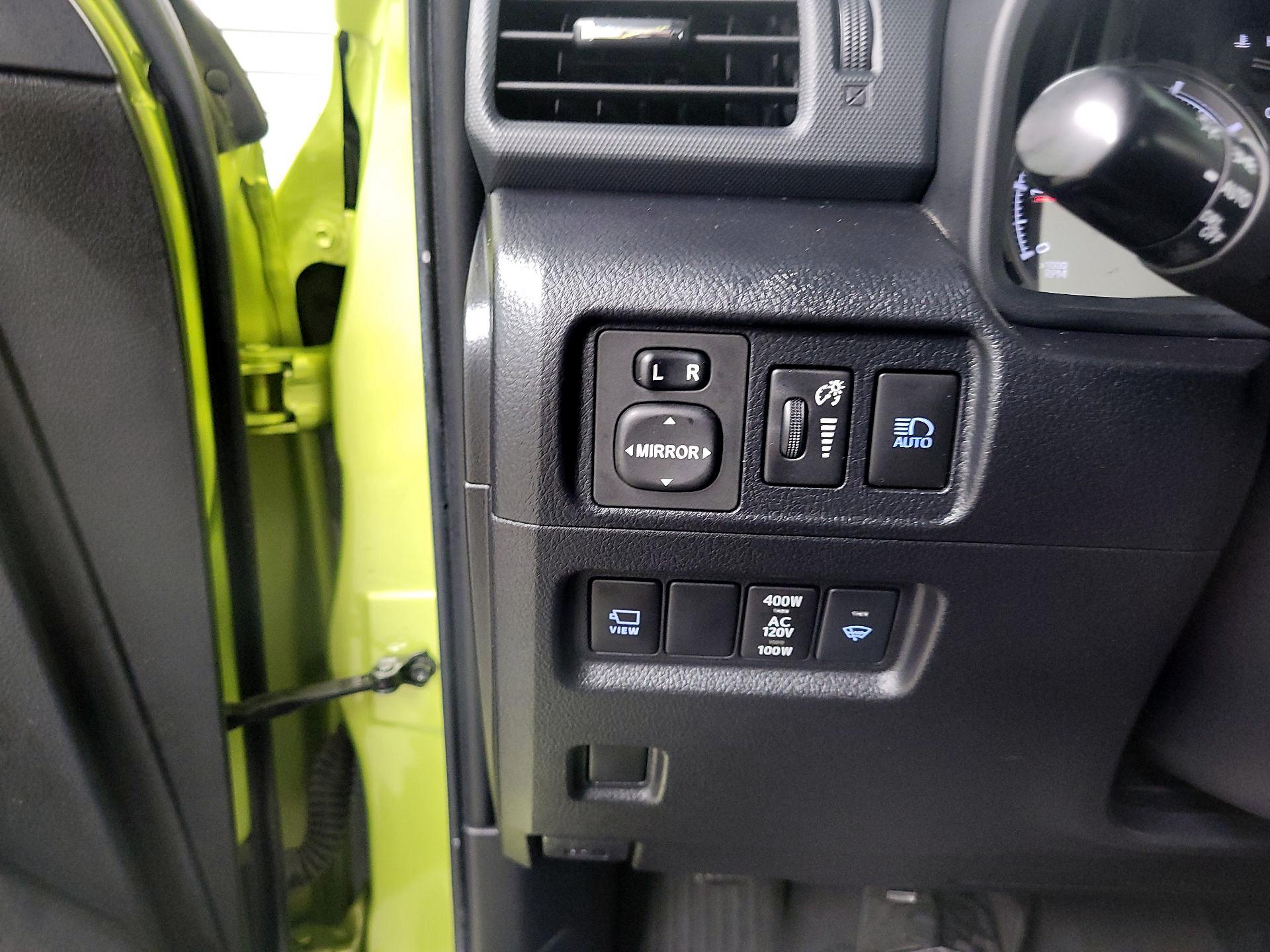 Thumbnail: 2022 Toyota 4Runner - 13