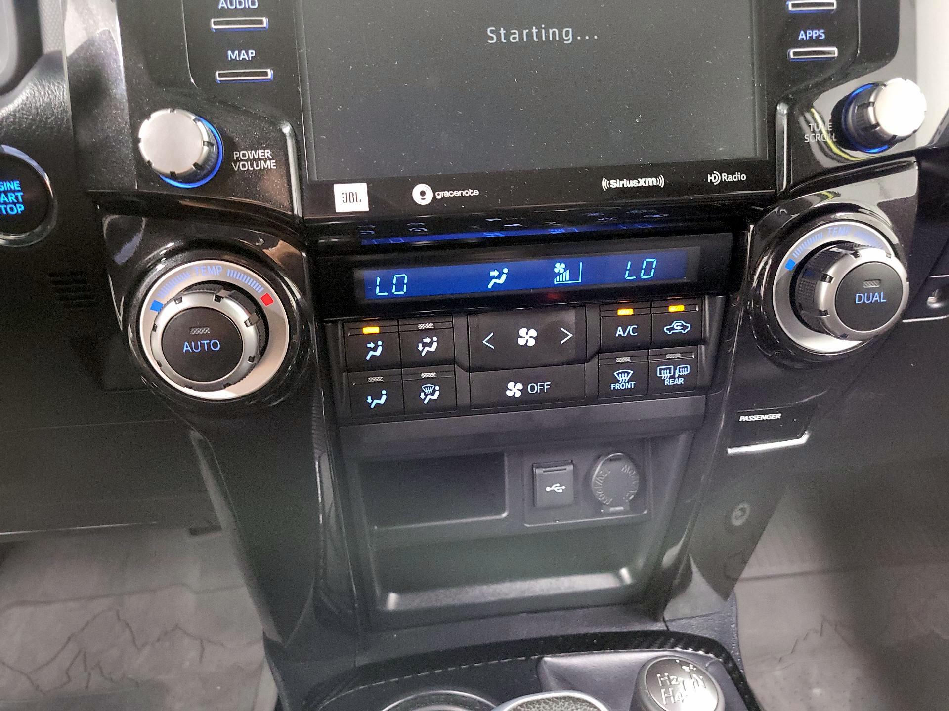 Thumbnail: 2022 Toyota 4Runner - 17