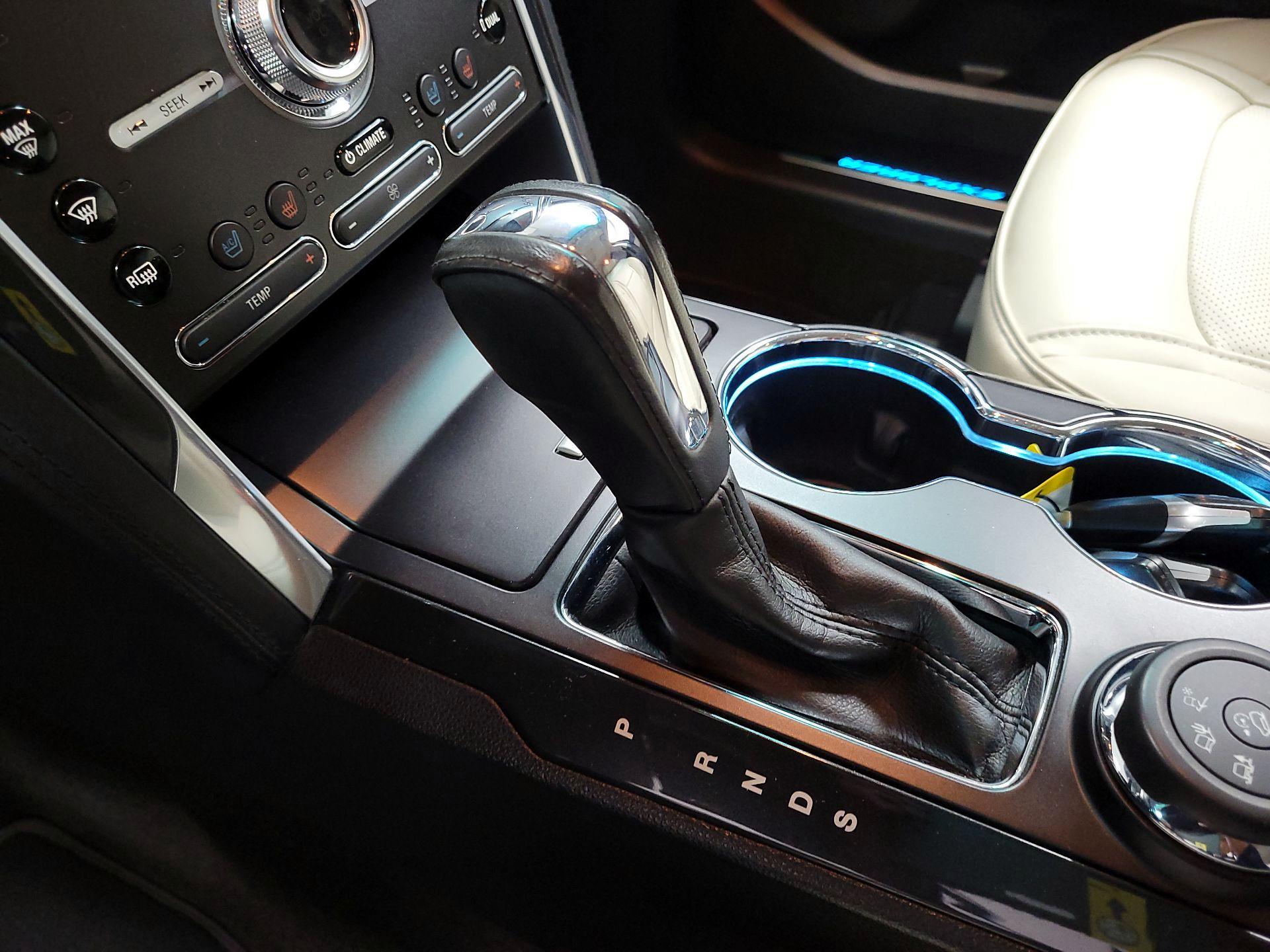 Thumbnail: 2016 Ford Explorer - 18