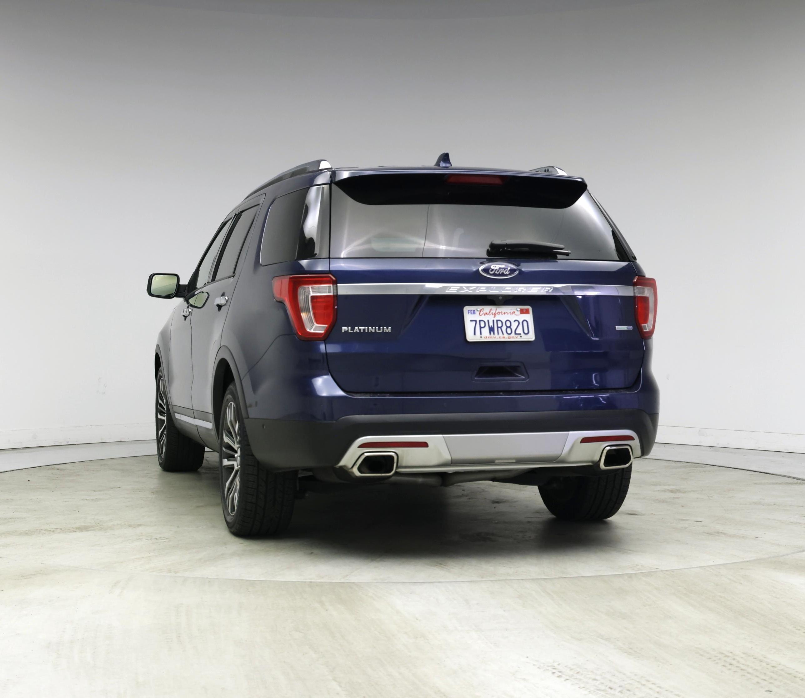 Thumbnail: 2016 Ford Explorer - 6