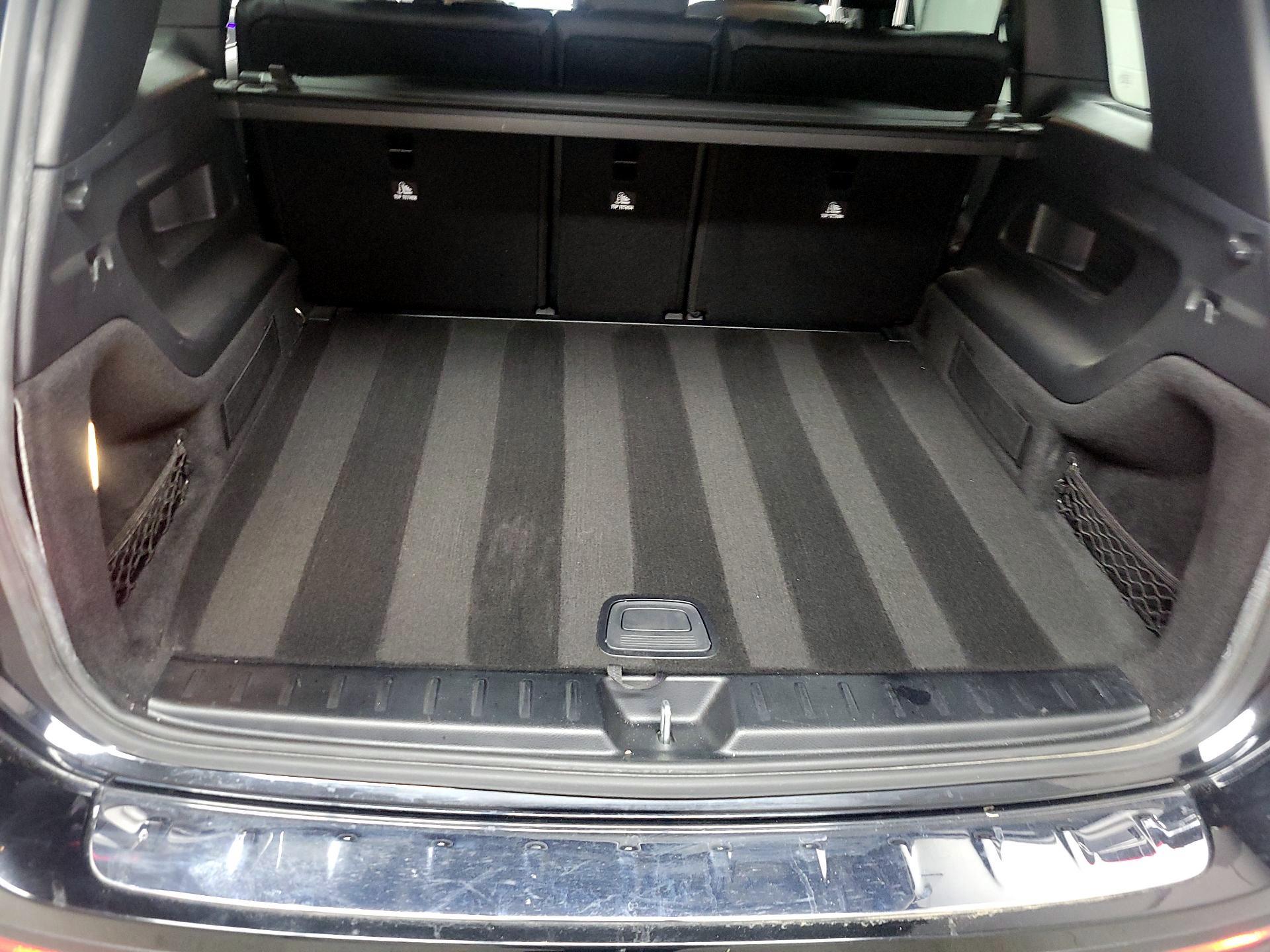 Thumbnail: 2020 Mercedes-Benz GLB - 18