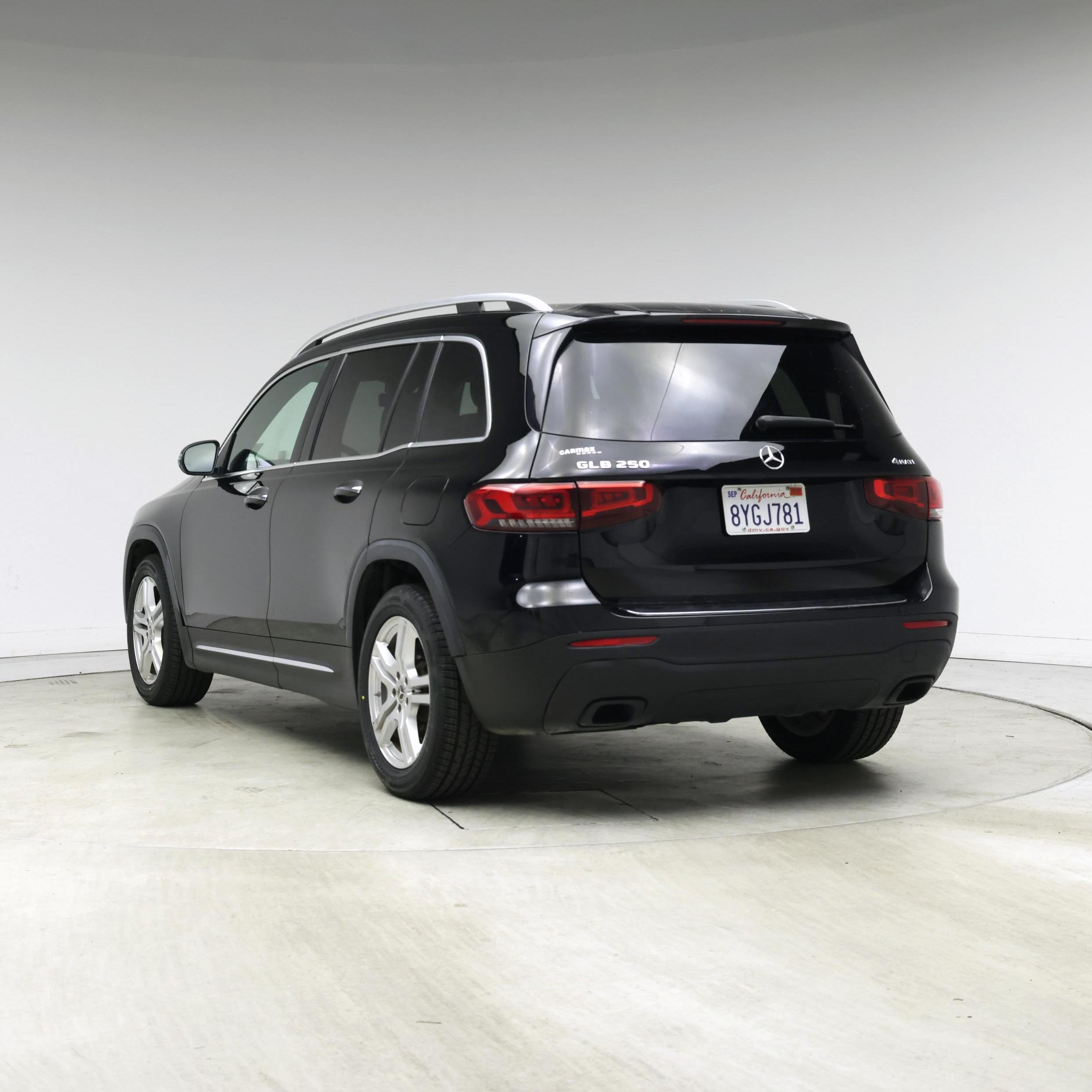 Thumbnail: 2020 Mercedes-Benz GLB - 2