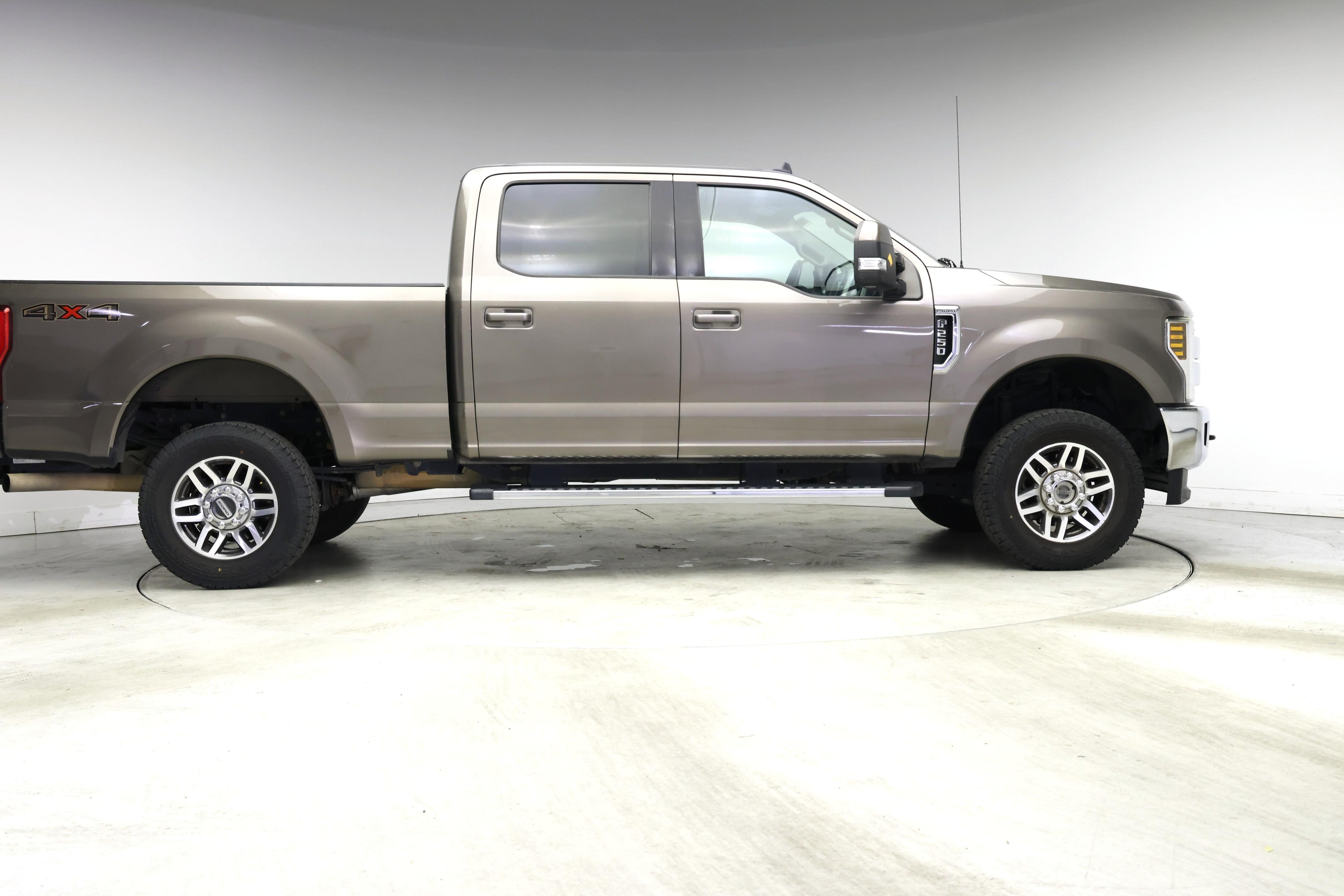 Thumbnail: 2019 Ford F-250 - 7