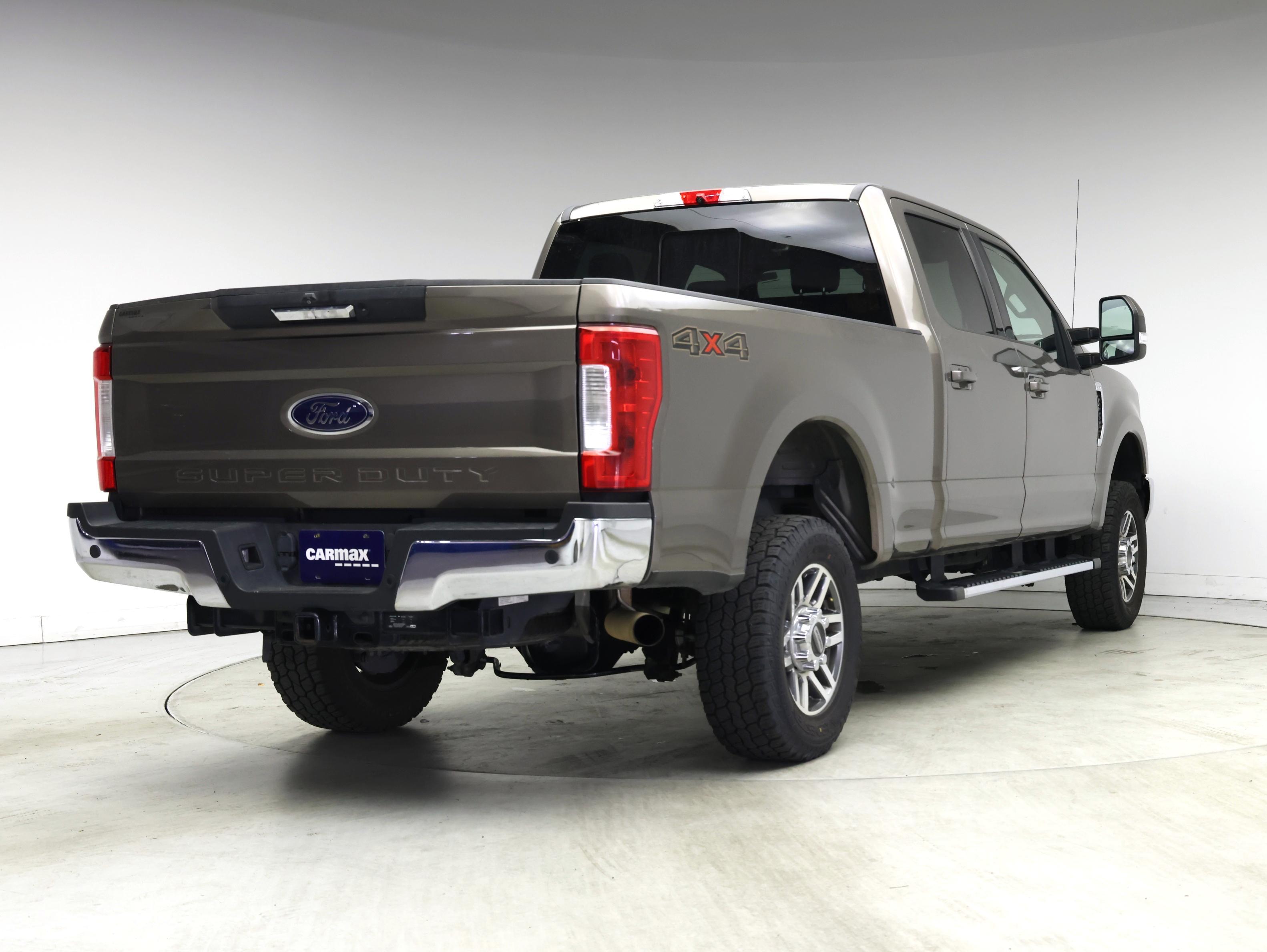 Thumbnail: 2019 Ford F-250 - 8