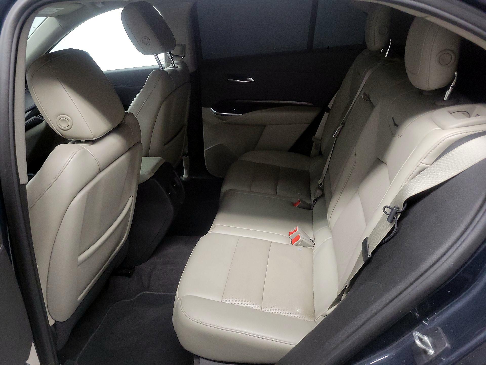 Thumbnail: 2021 Cadillac XT4 - 19