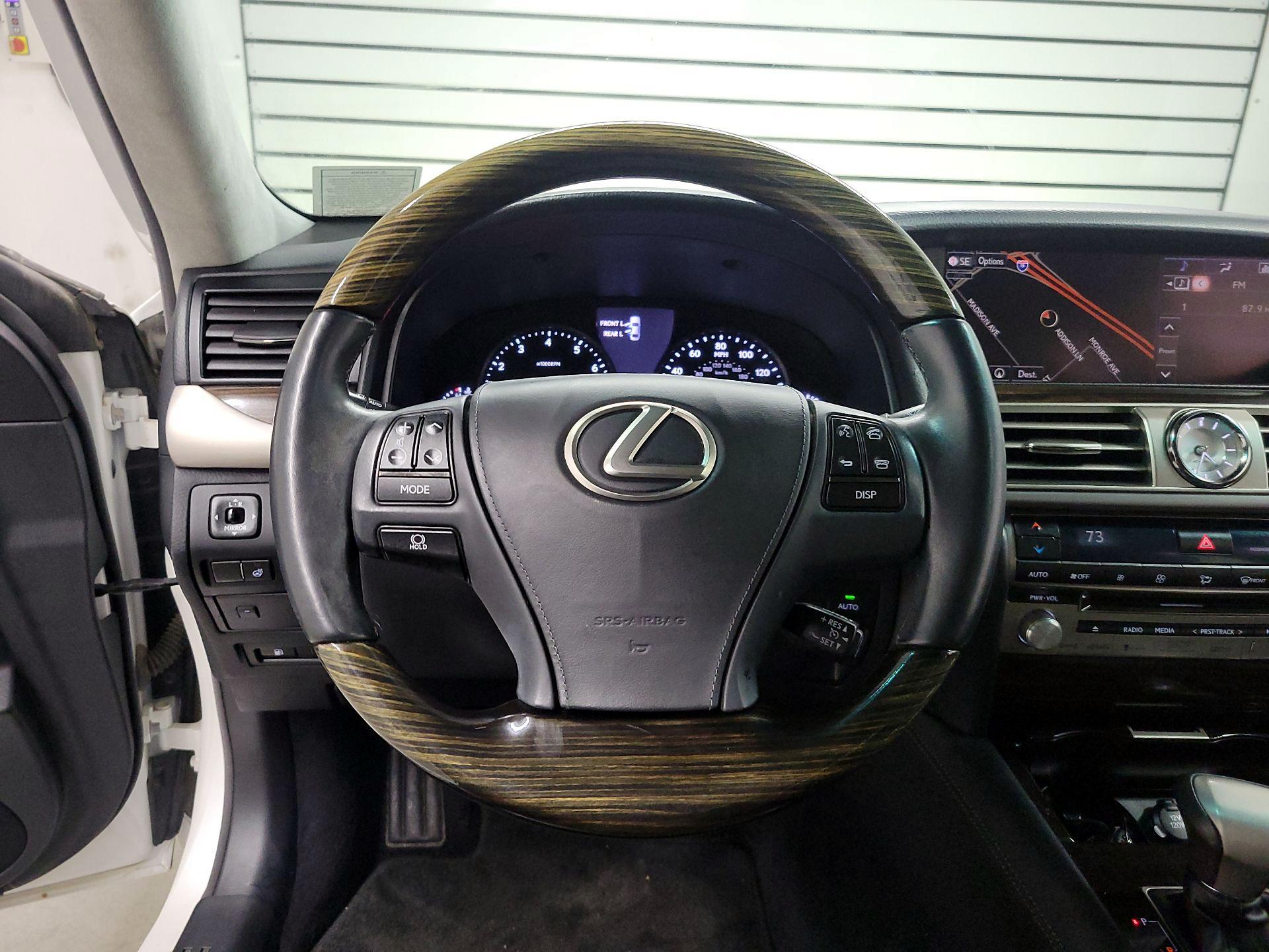 Thumbnail: 2015 Lexus LS - 10