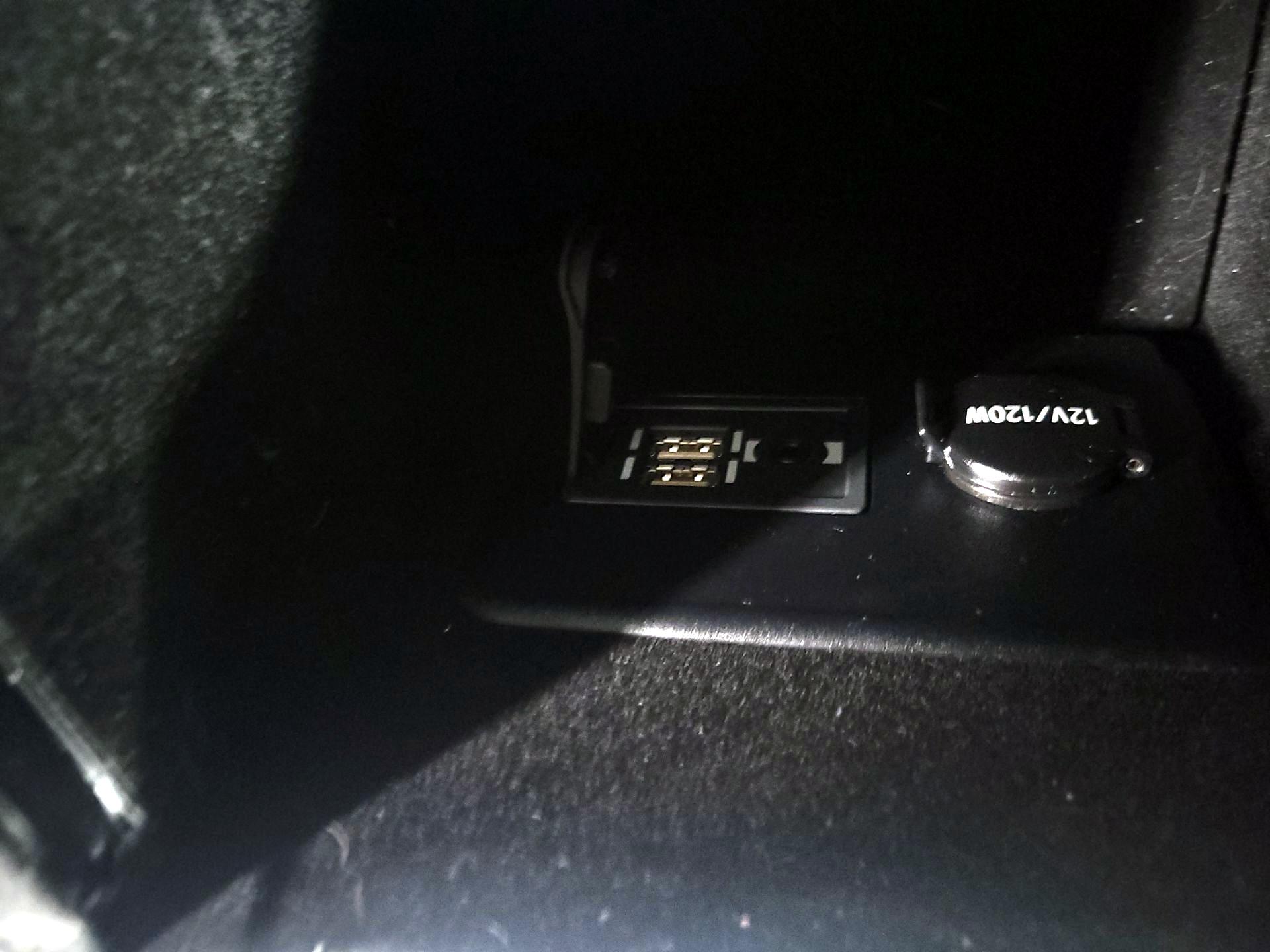 Thumbnail: 2015 Lexus LS - 19