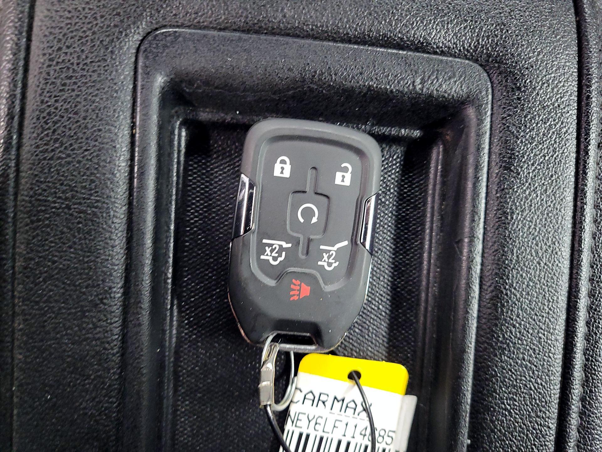 Thumbnail: 2020 GMC Sierra 2500 - 19