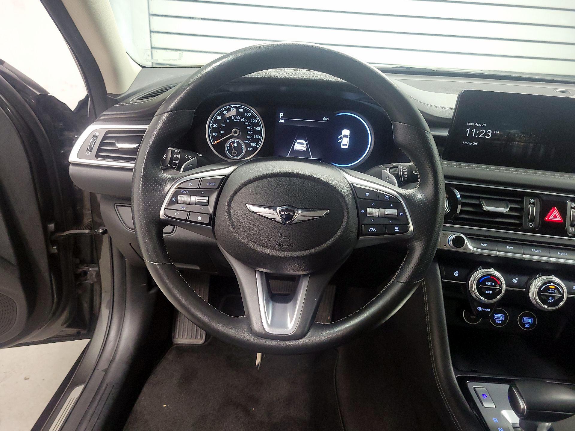 Thumbnail: 2023 Genesis G70 - 10
