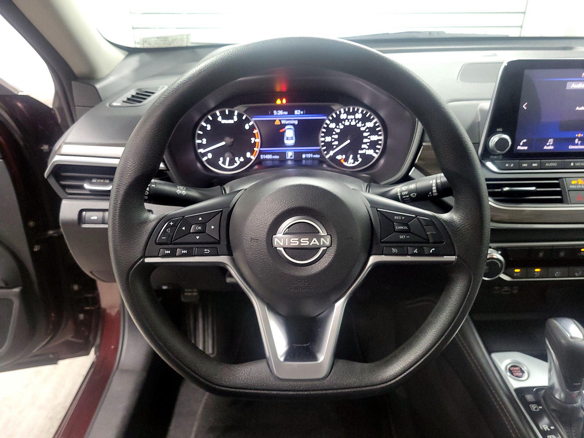 Thumbnail: 2023 Nissan Altima - 10