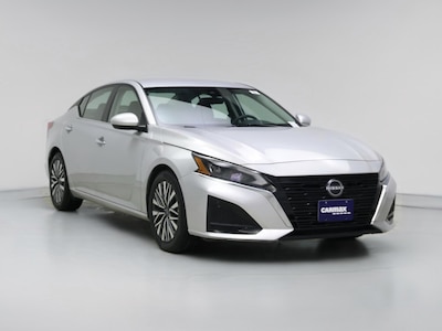 Silver 2023 Nissan Altima SV