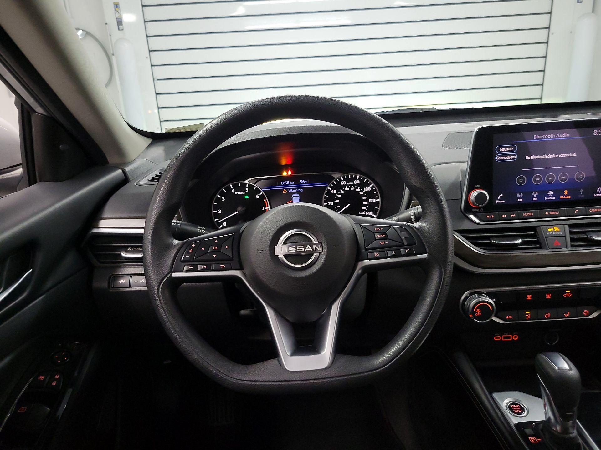 Thumbnail: 2023 Nissan Altima - 10