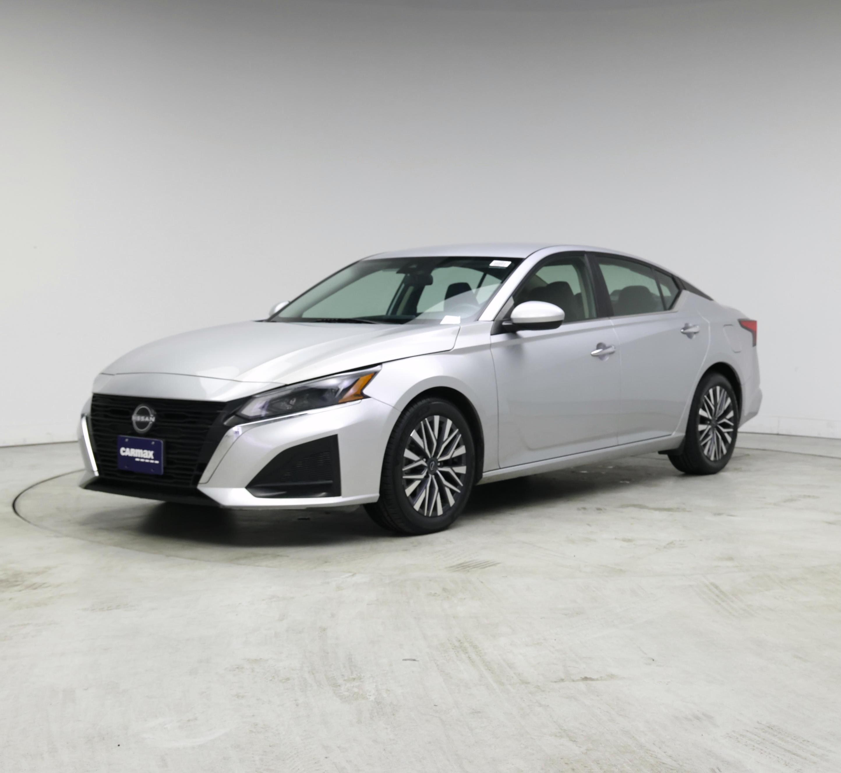 Thumbnail: 2023 Nissan Altima - 4