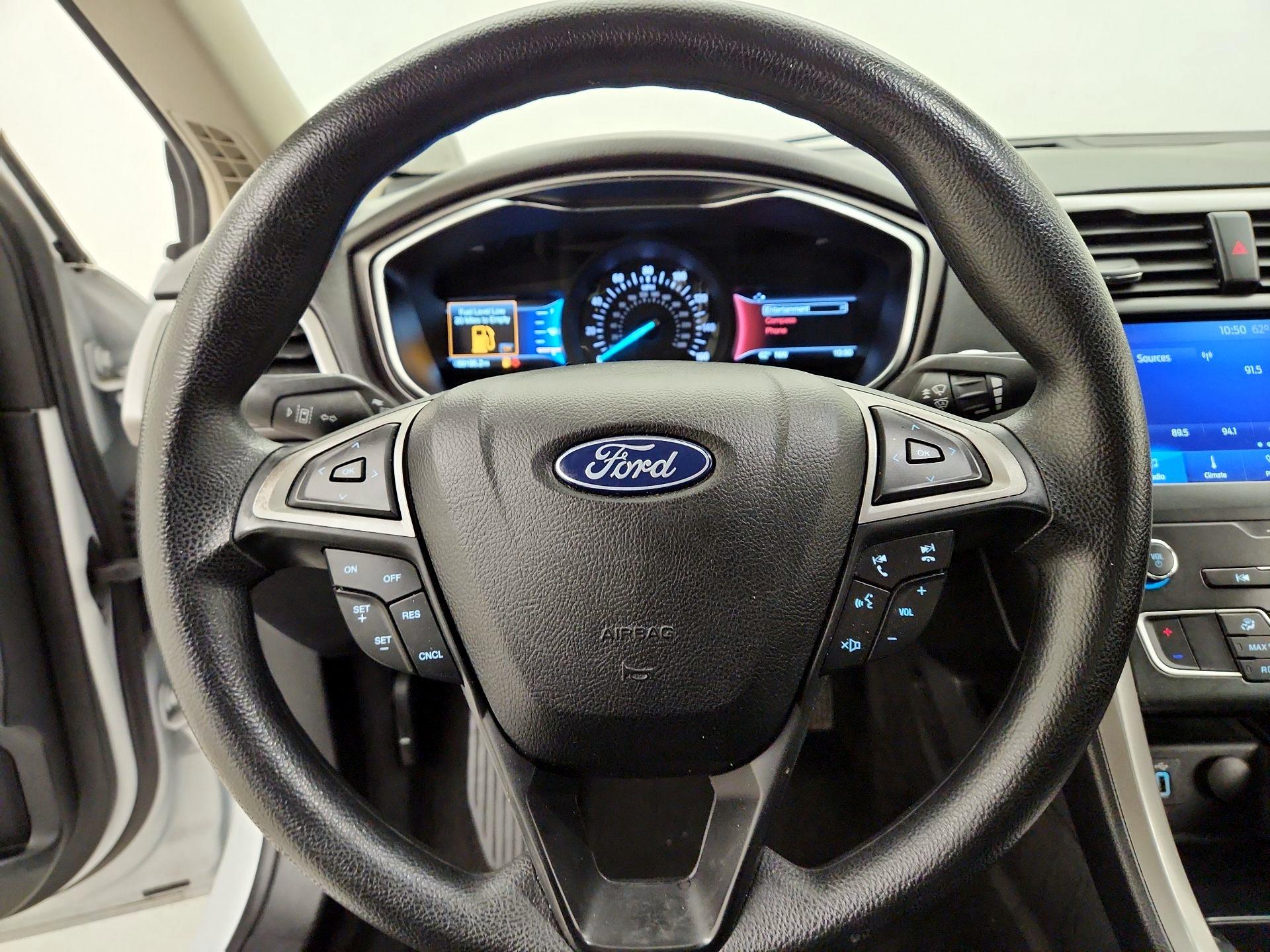 Thumbnail: 2020 Ford Fusion - 10