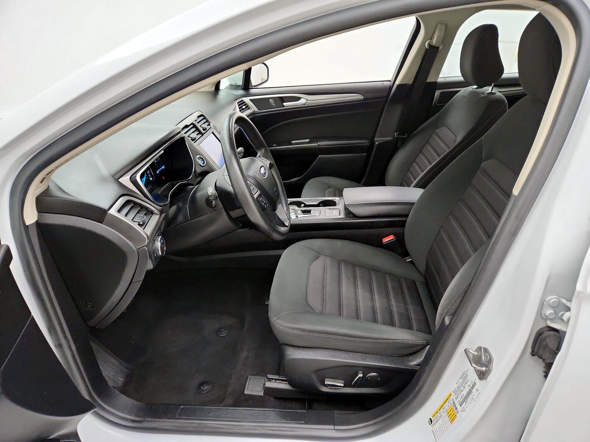 Thumbnail: 2020 Ford Fusion - 11