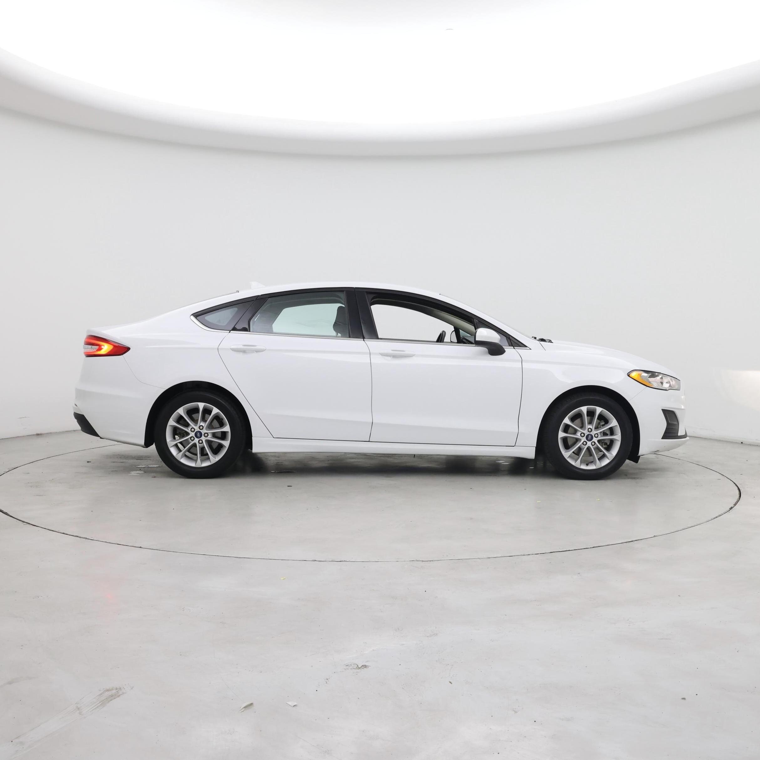 Thumbnail: 2020 Ford Fusion - 7