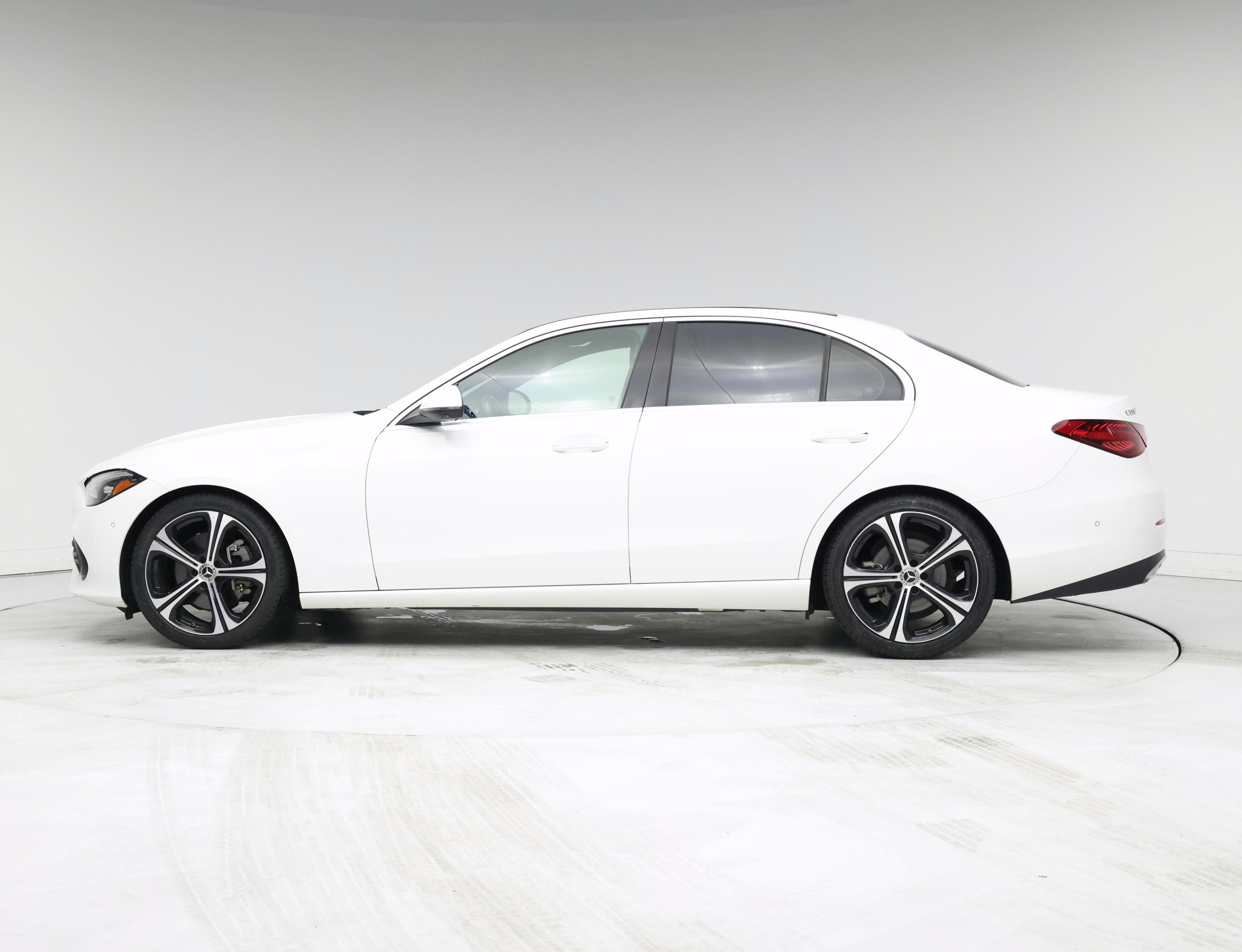 Thumbnail: 2022 Mercedes-Benz C-Class - 3