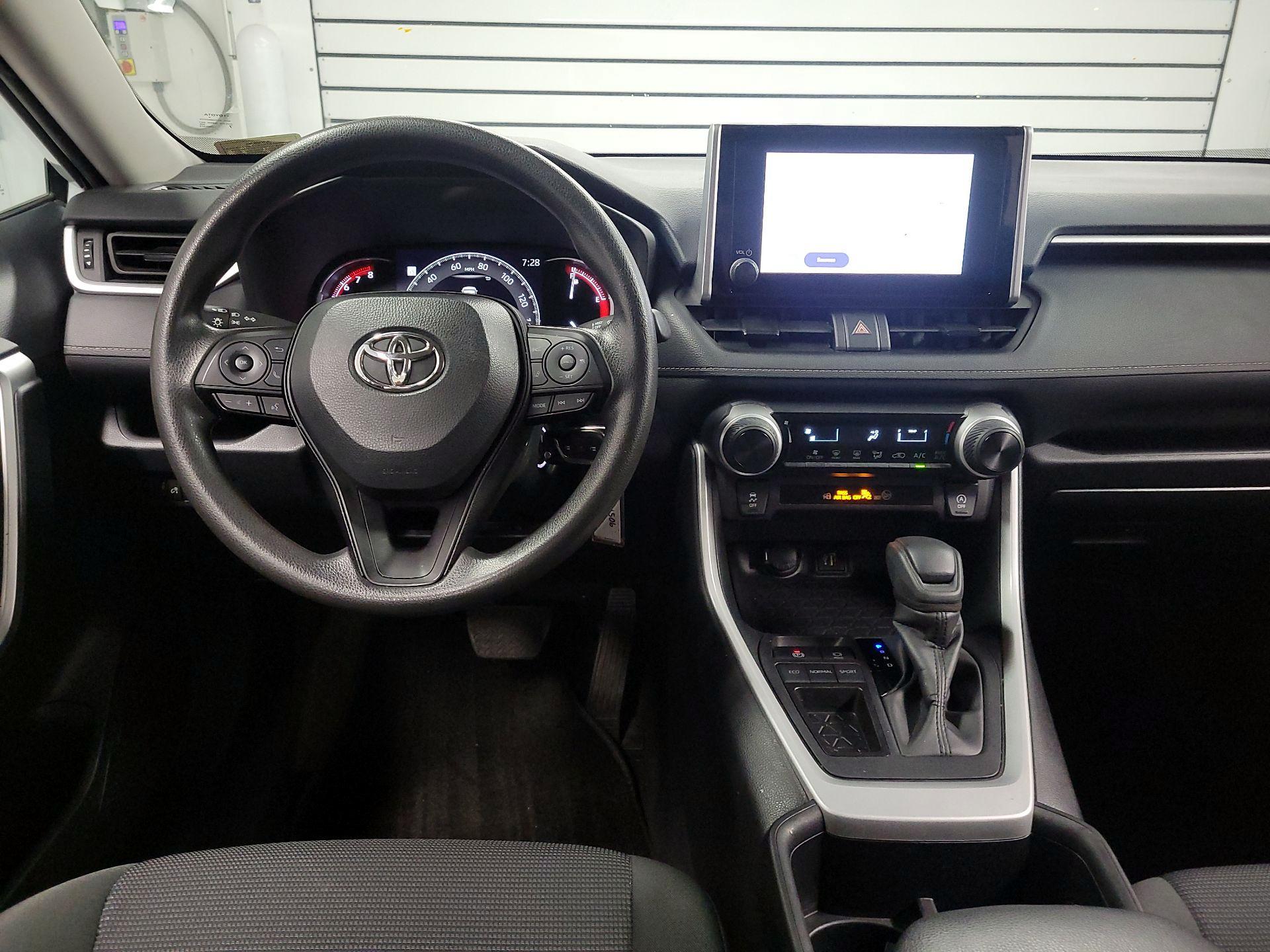 Thumbnail: 2024 Toyota RAV4 - 9