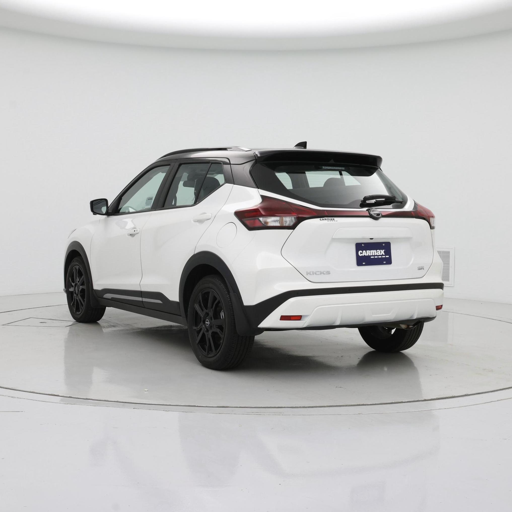 Thumbnail: 2024 Nissan Kicks - 2