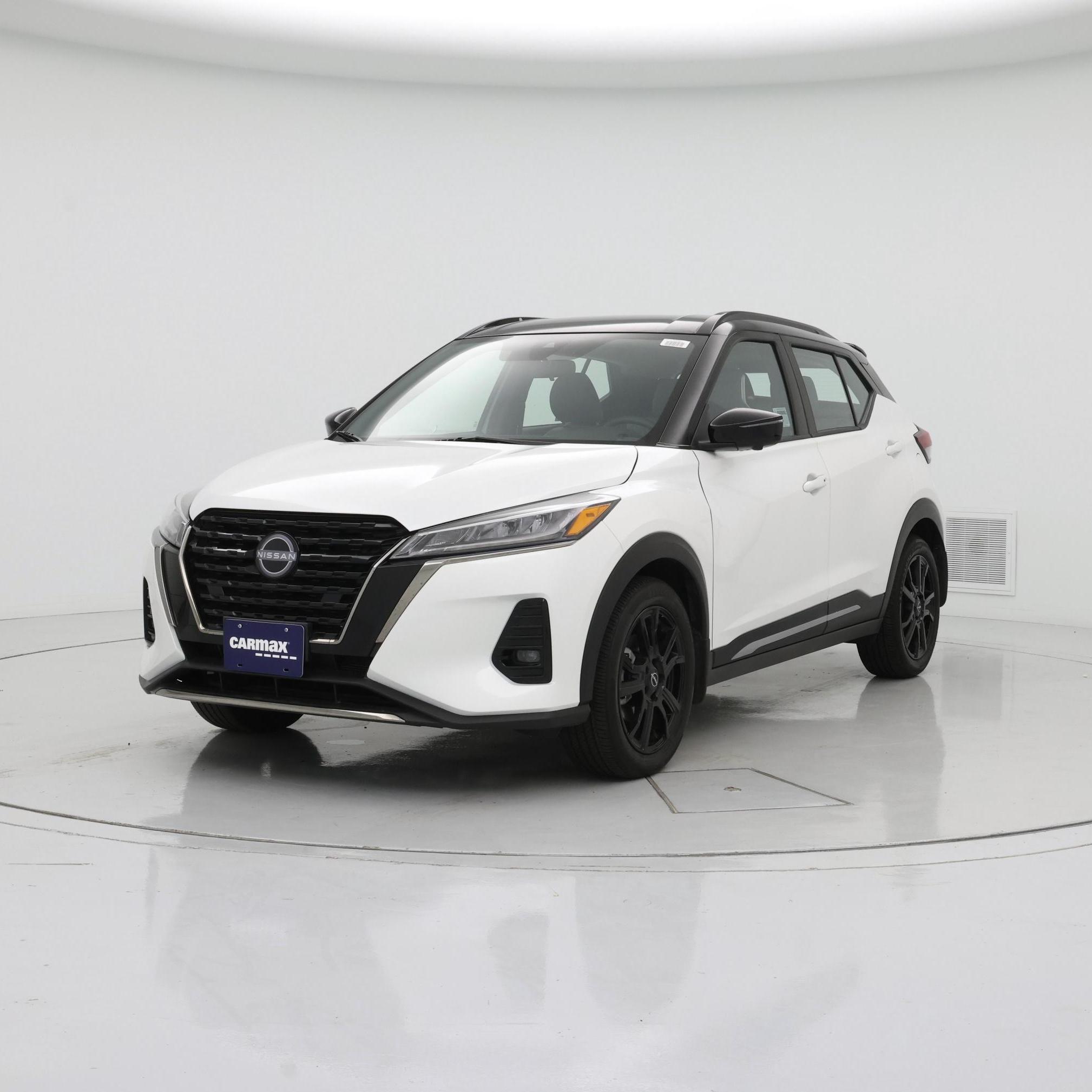 Thumbnail: 2024 Nissan Kicks - 4