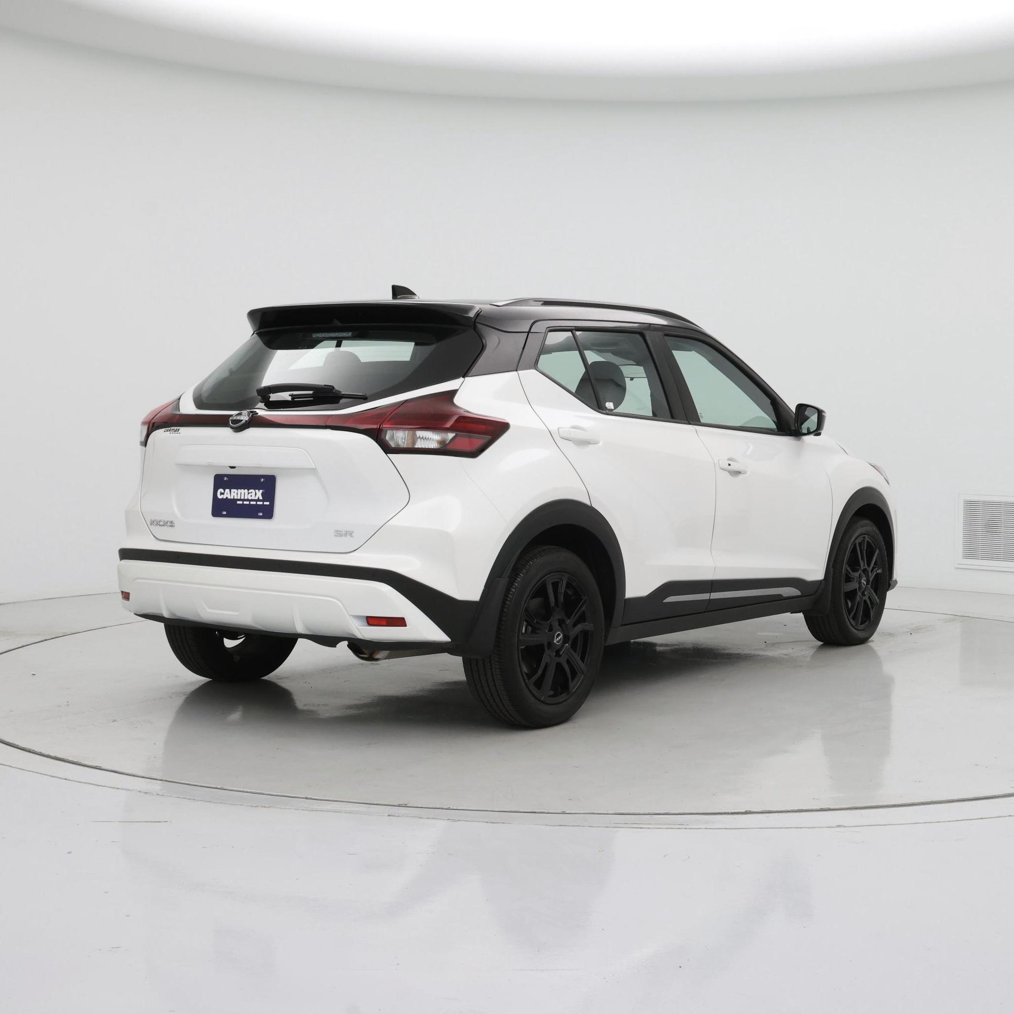 Thumbnail: 2024 Nissan Kicks - 8