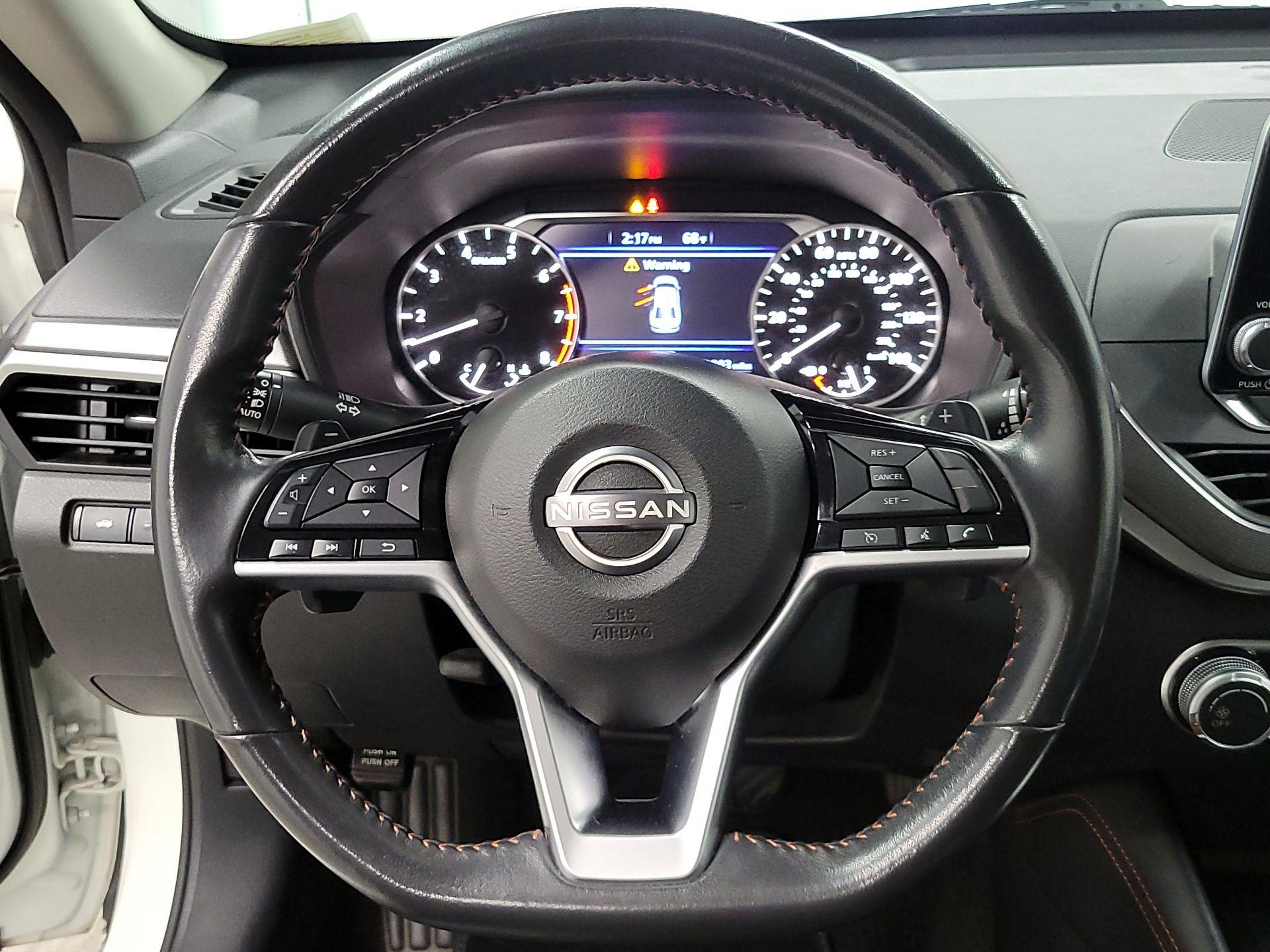 Thumbnail: 2023 Nissan Altima - 10