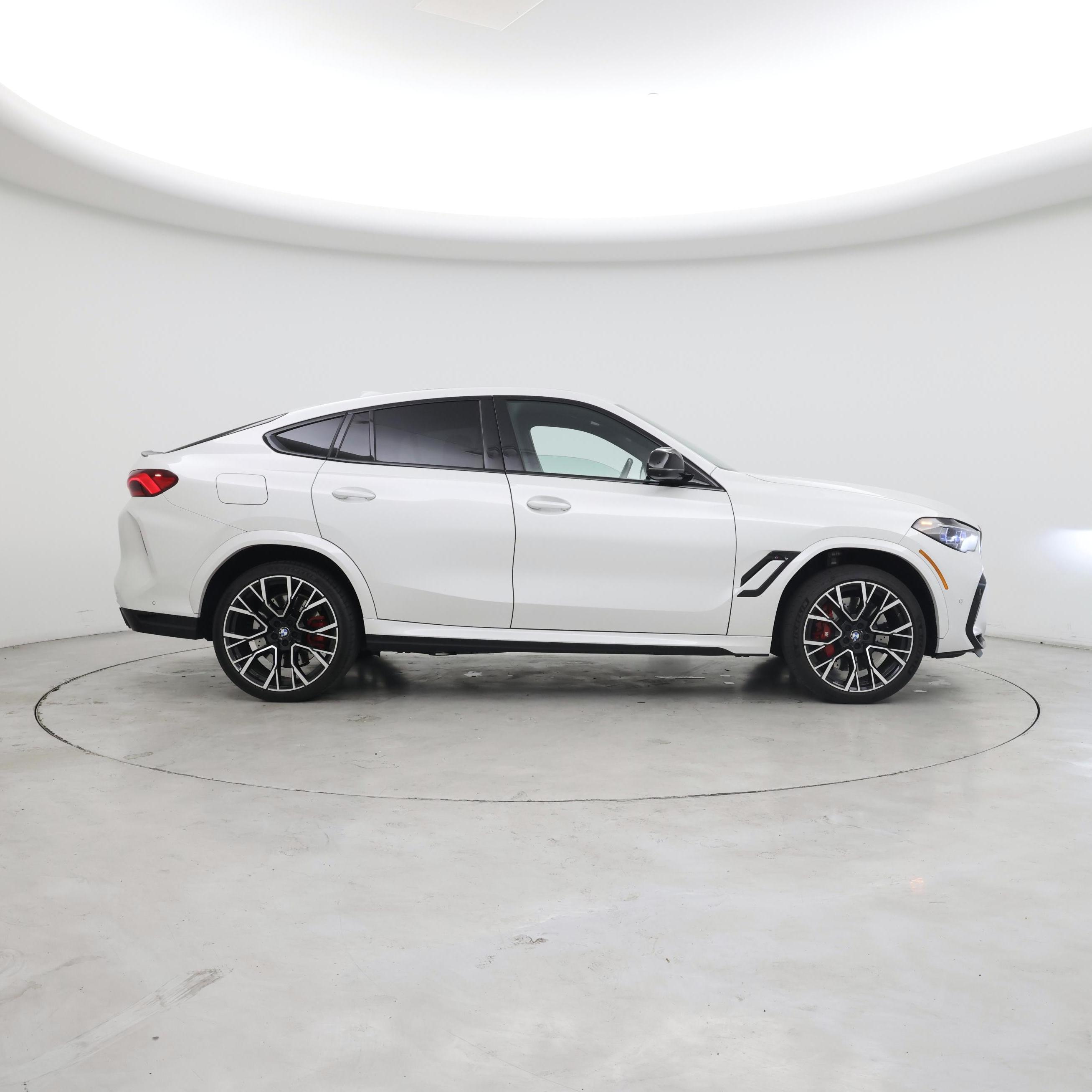 Thumbnail: 2022 BMW X6 - 7