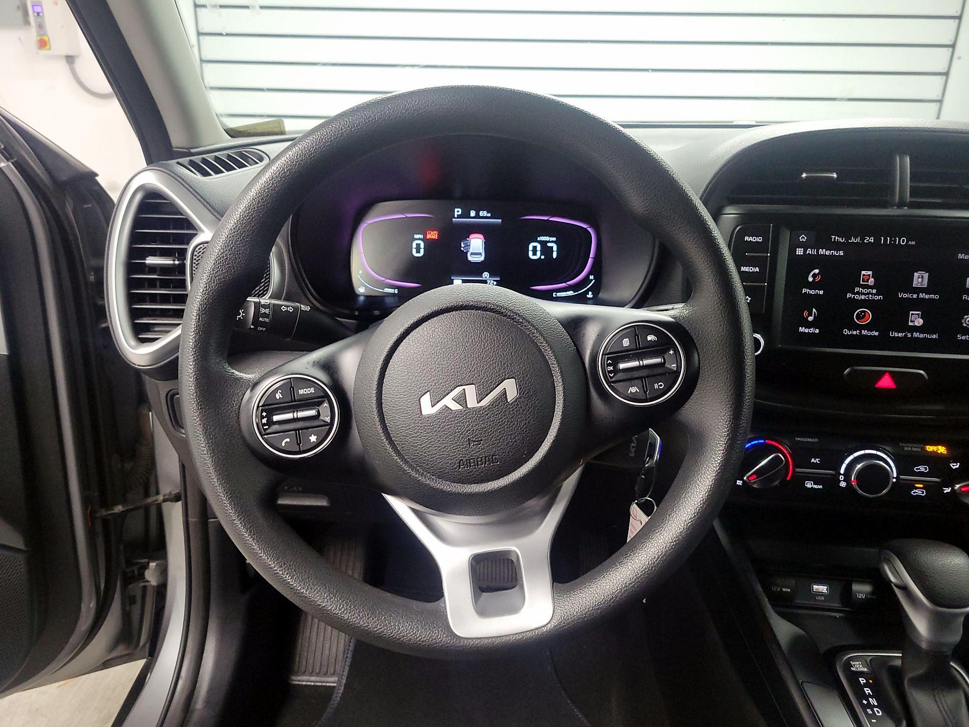Thumbnail: 2023 Kia Soul - 10