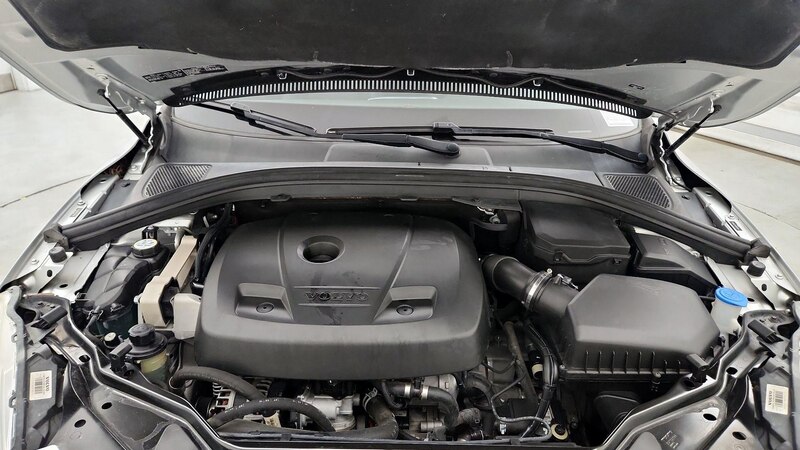 2016 Volvo XC60 T5 21