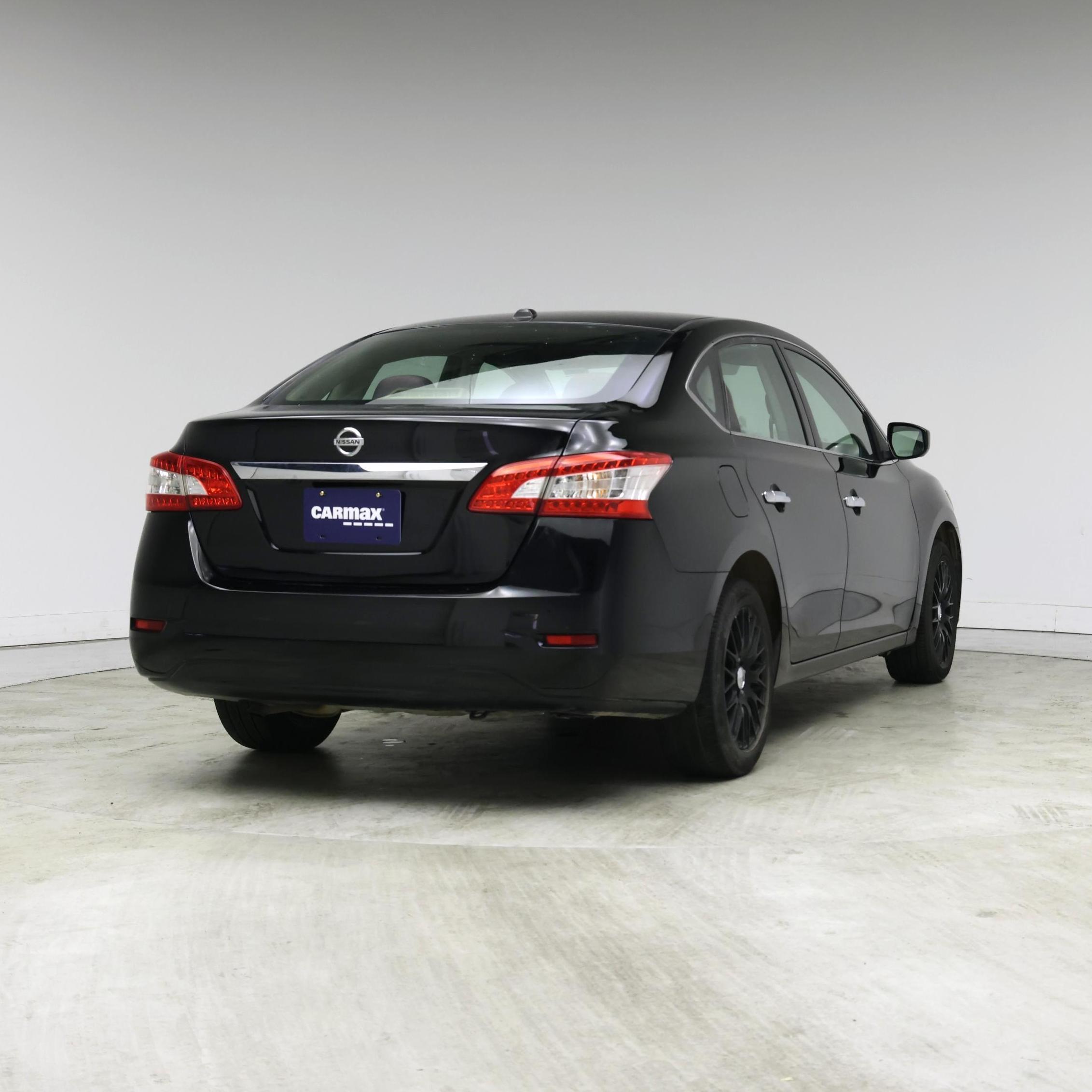 Thumbnail: 2015 Nissan Sentra - 8