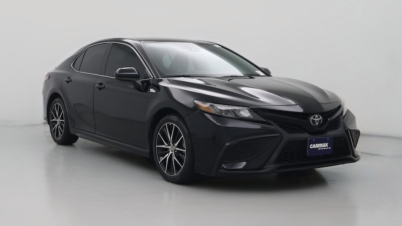 2021 Toyota Camry SE Hero Image