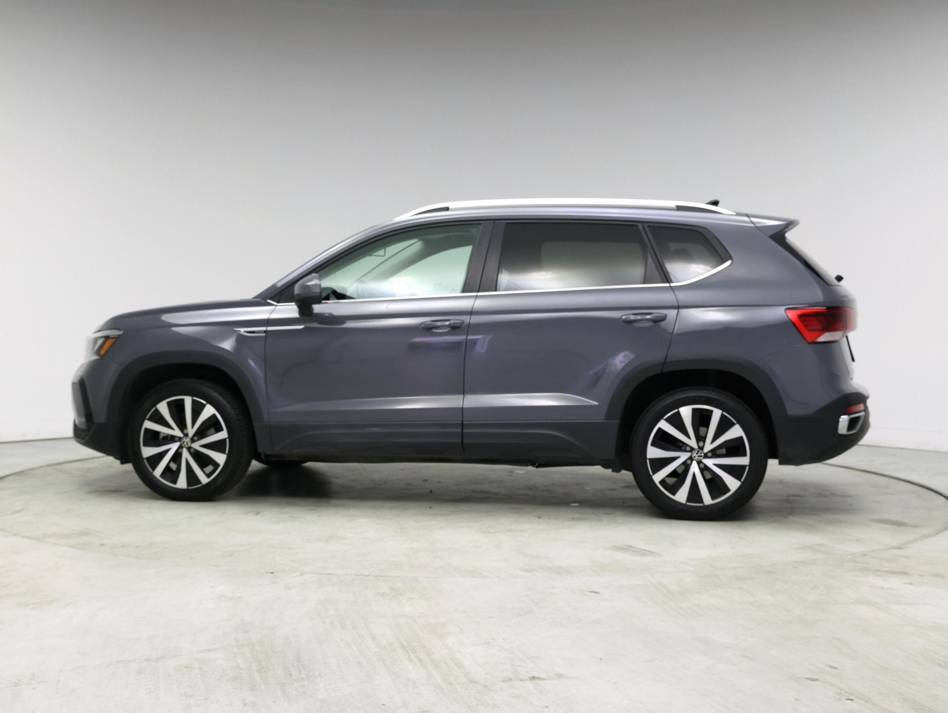 Thumbnail: 2022 Volkswagen Taos - 5