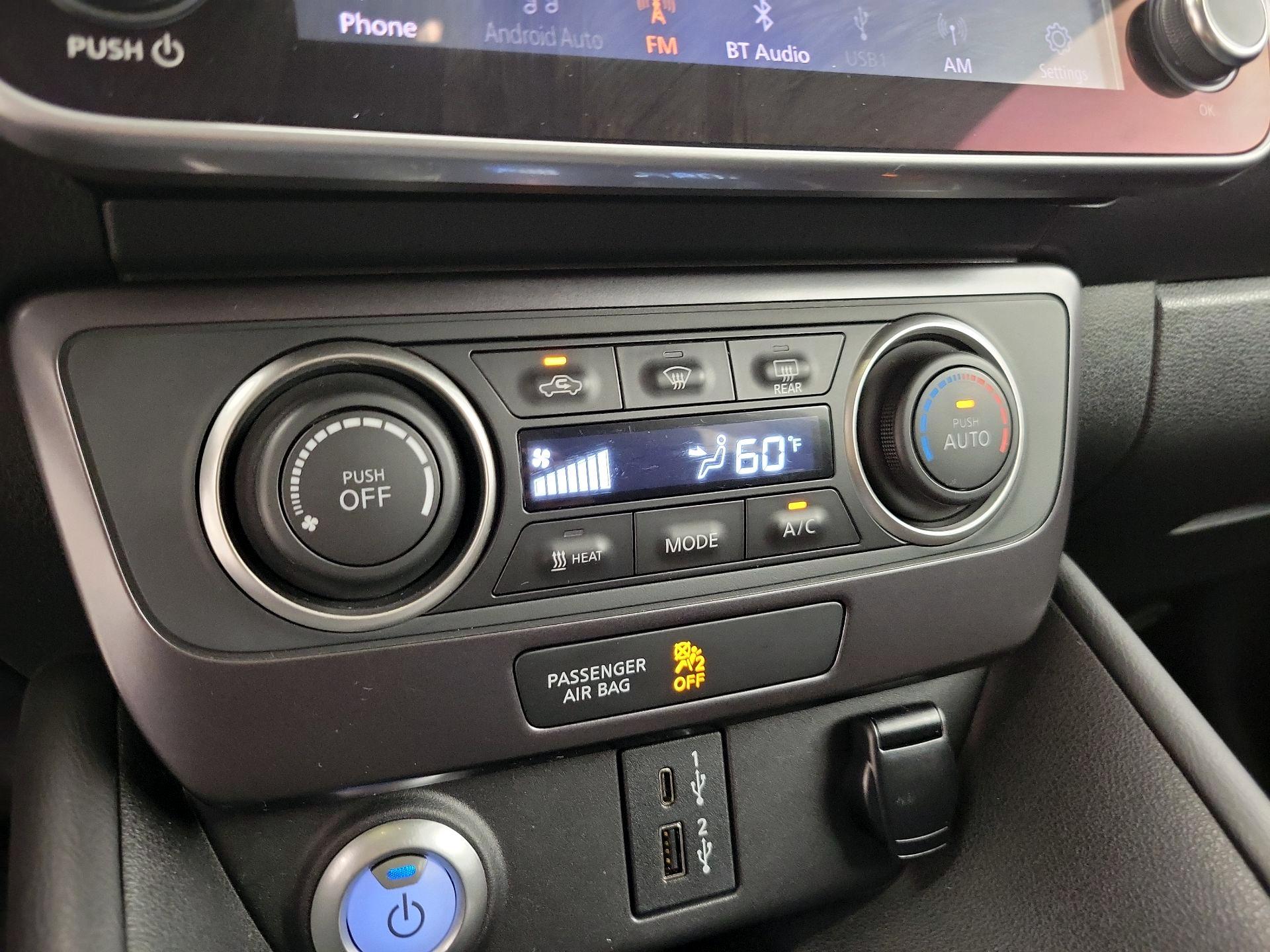 Thumbnail: 2021 Nissan Leaf - 16