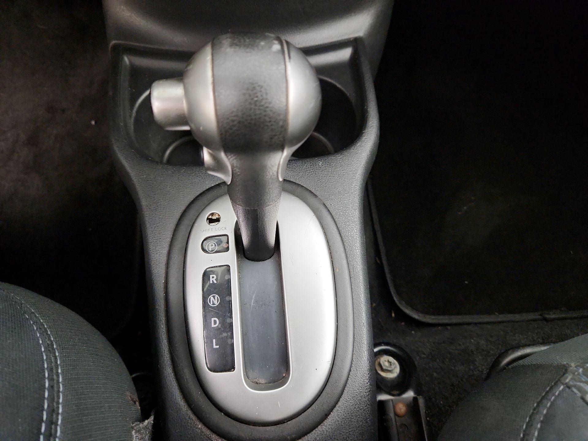 Thumbnail: 2016 Nissan Versa Note - 17