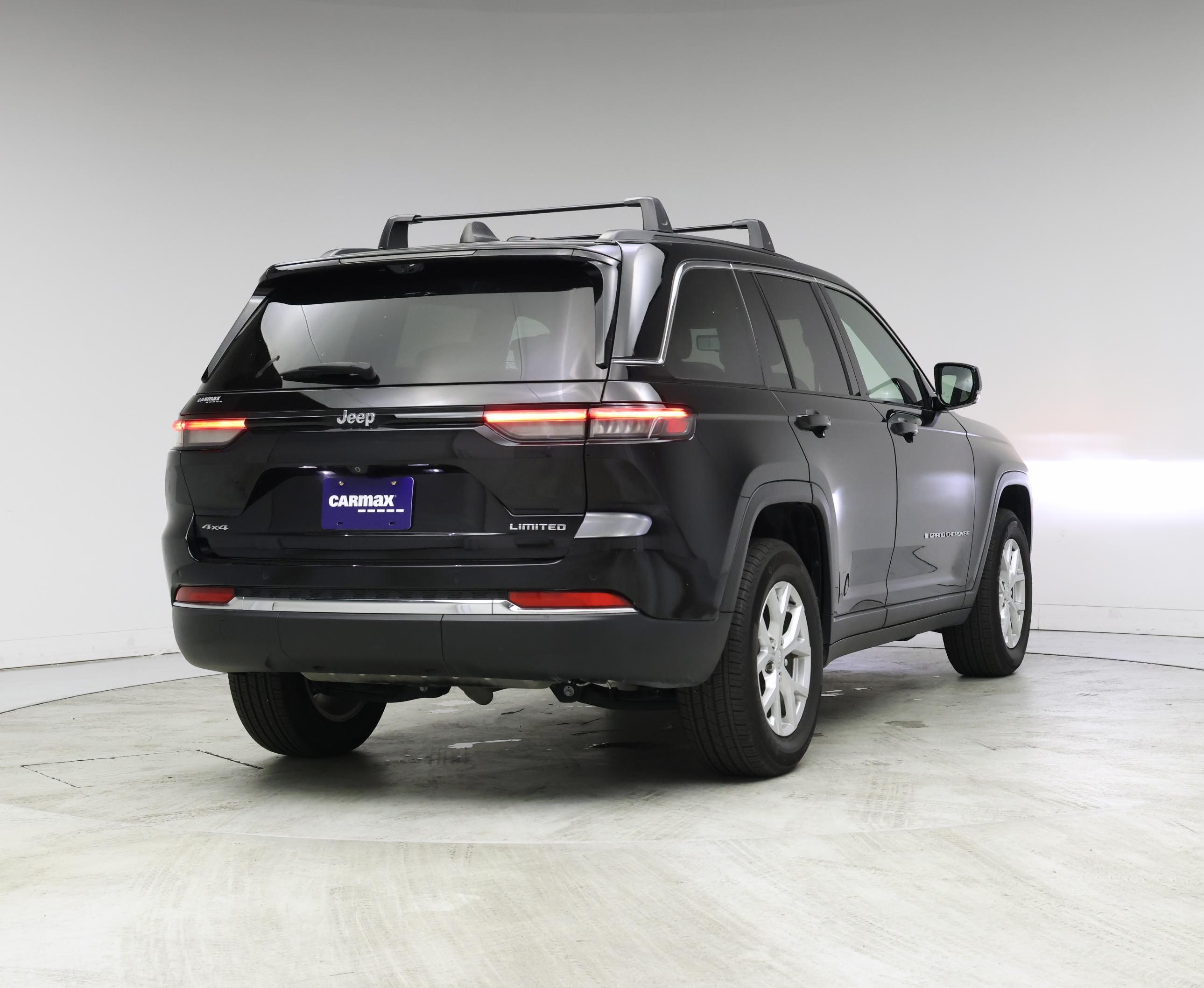 Thumbnail: 2023 Jeep Grand Cherokee - 8
