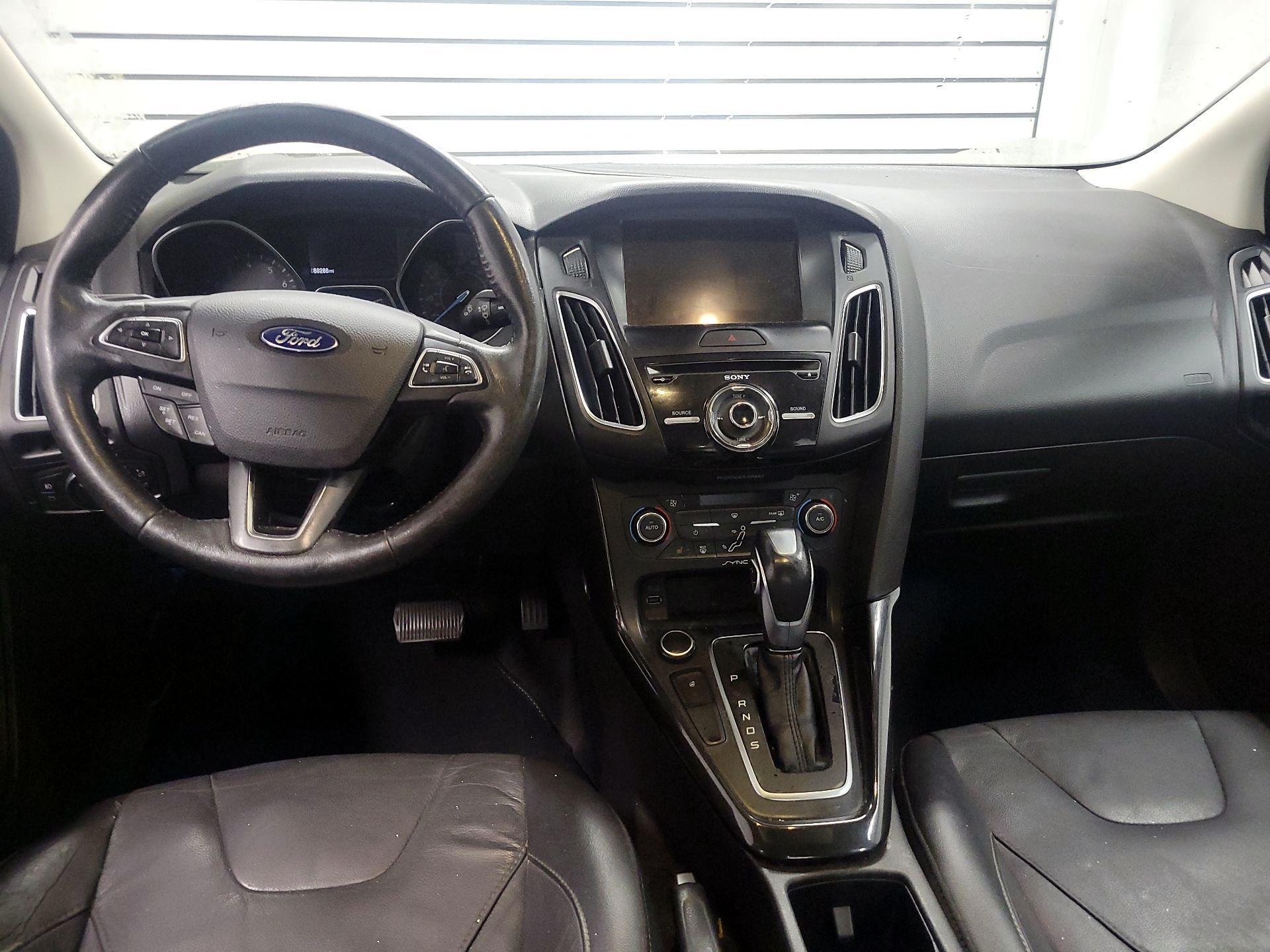 Thumbnail: 2017 Ford Focus - 9