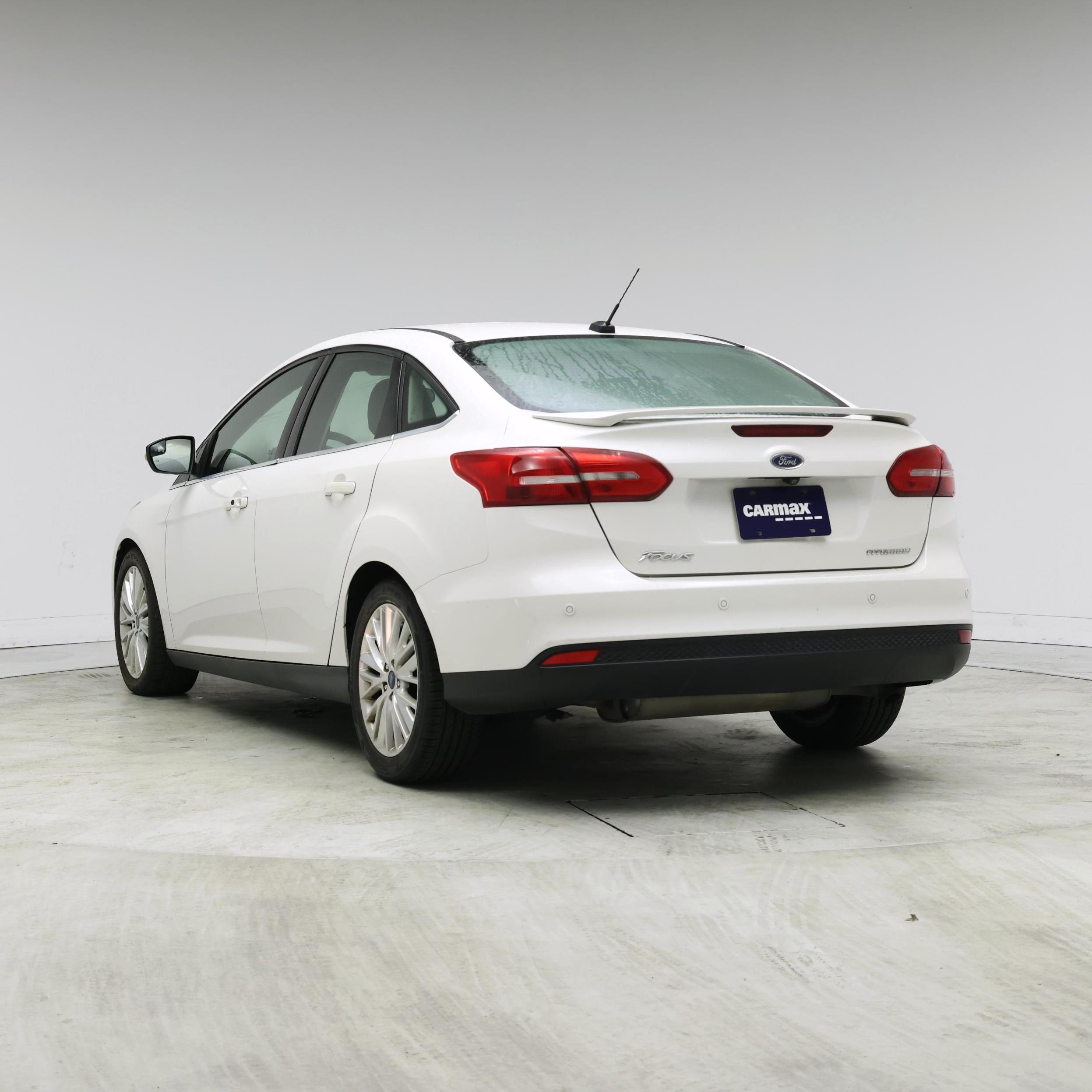 Thumbnail: 2017 Ford Focus - 2