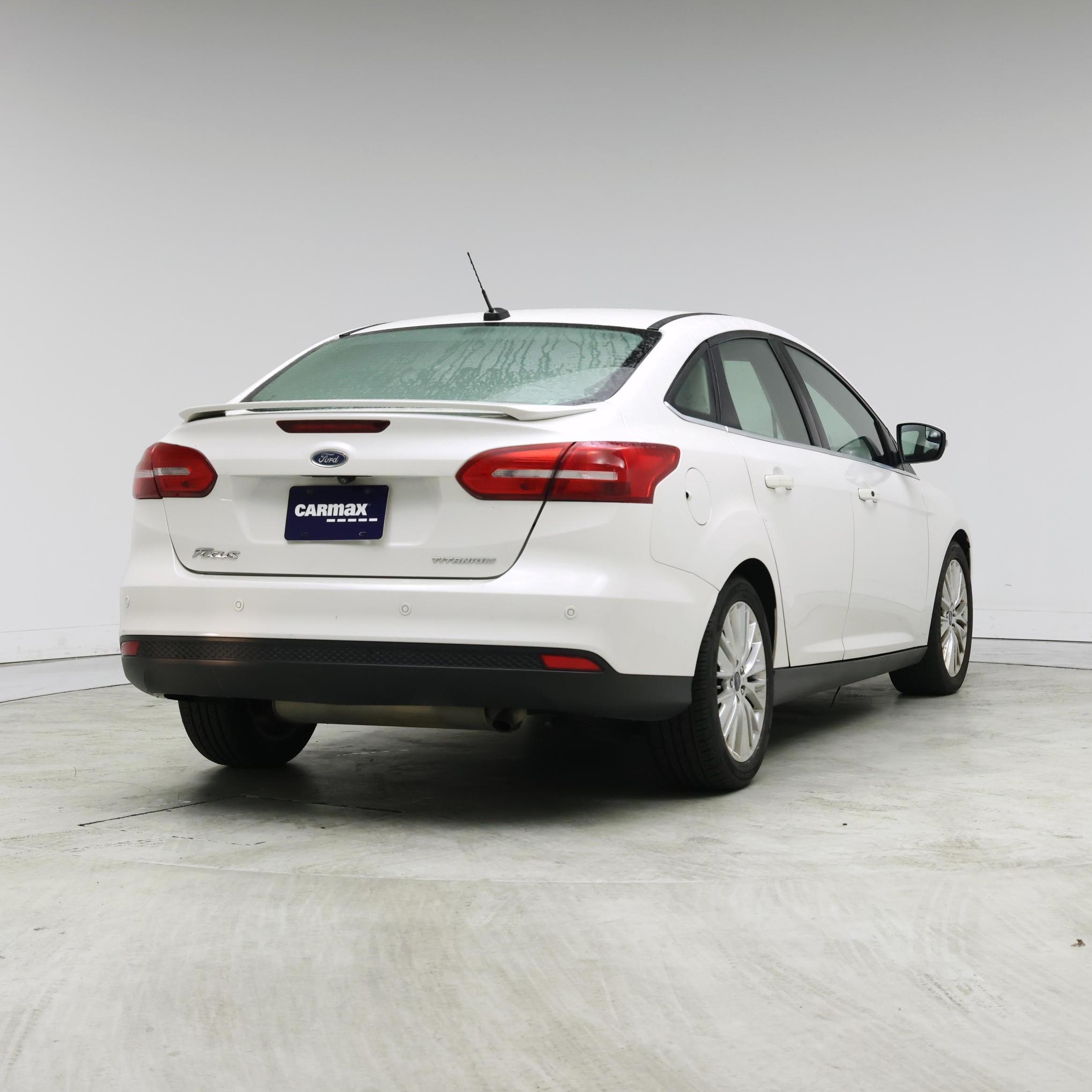 Thumbnail: 2017 Ford Focus - 8