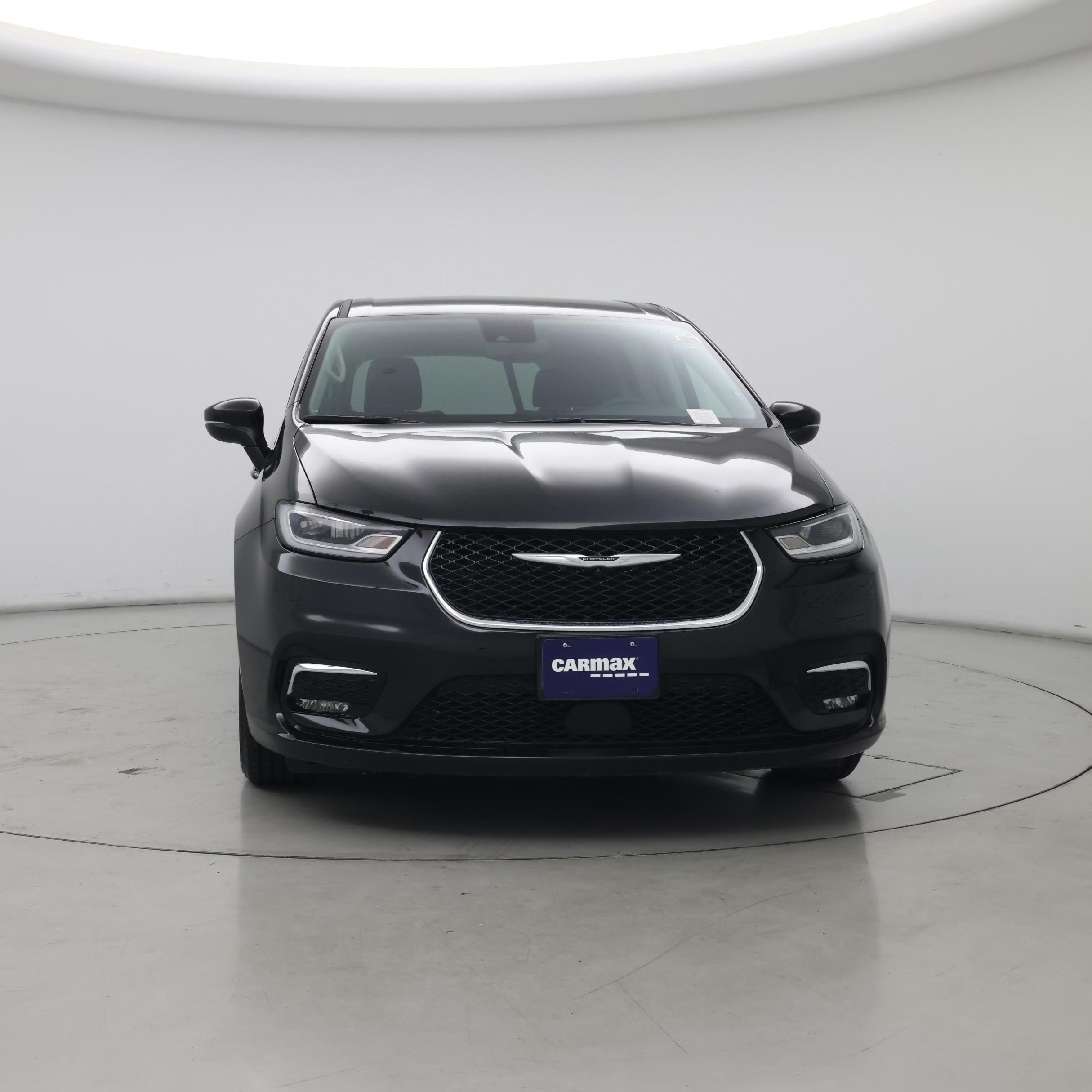 Thumbnail: 2023 Chrysler Pacifica - 5
