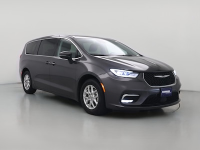 2023 Chrysler Pacifica Touring L -
                Ontario, CA