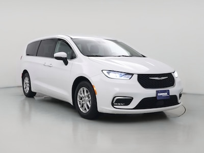 2023 Chrysler Pacifica Touring L -
                Ontario, CA