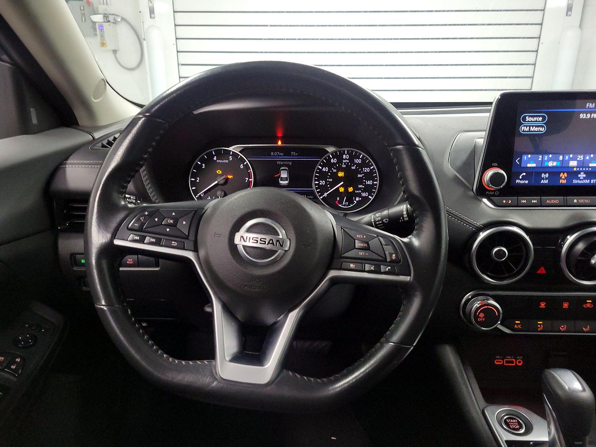 Thumbnail: 2022 Nissan Sentra - 10