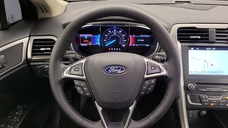2018 Ford Fusion SE 10