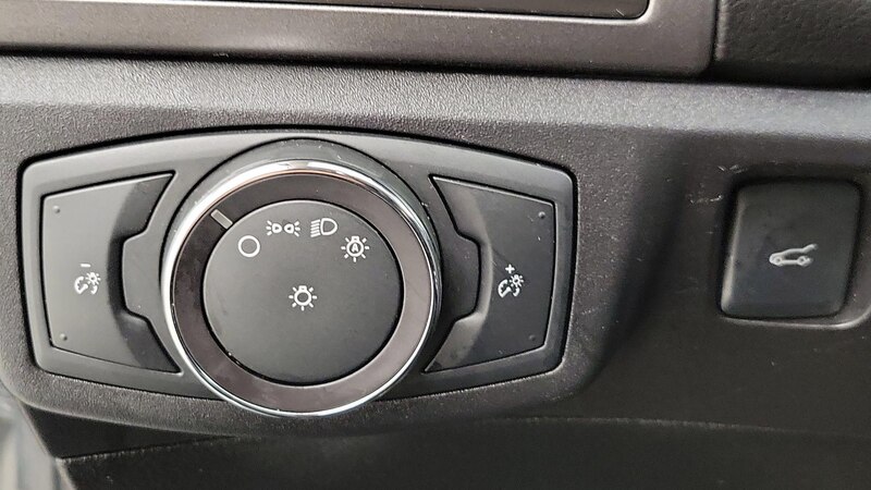 2018 Ford Fusion SE 13
